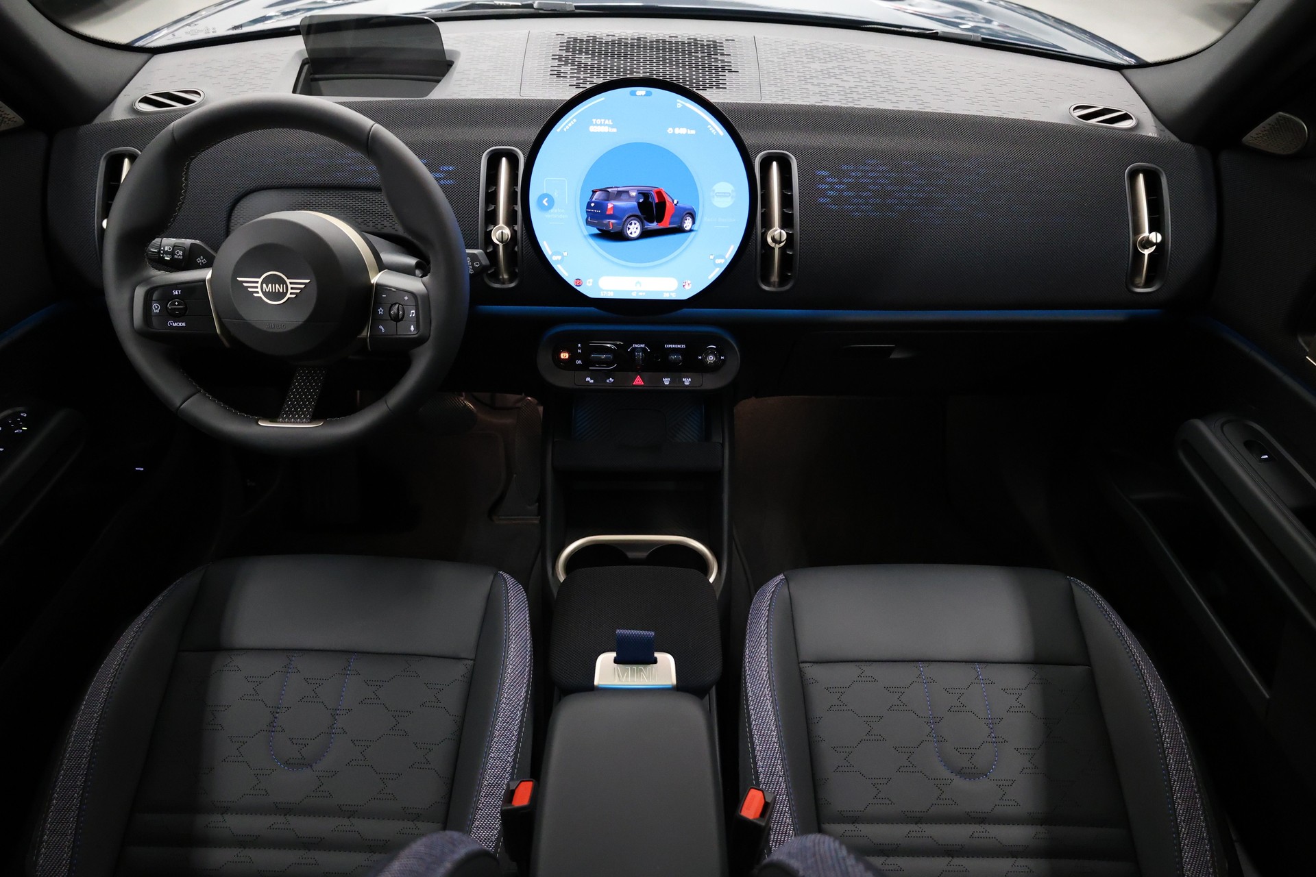 MINI Countryman U25 1.5i C-image-18