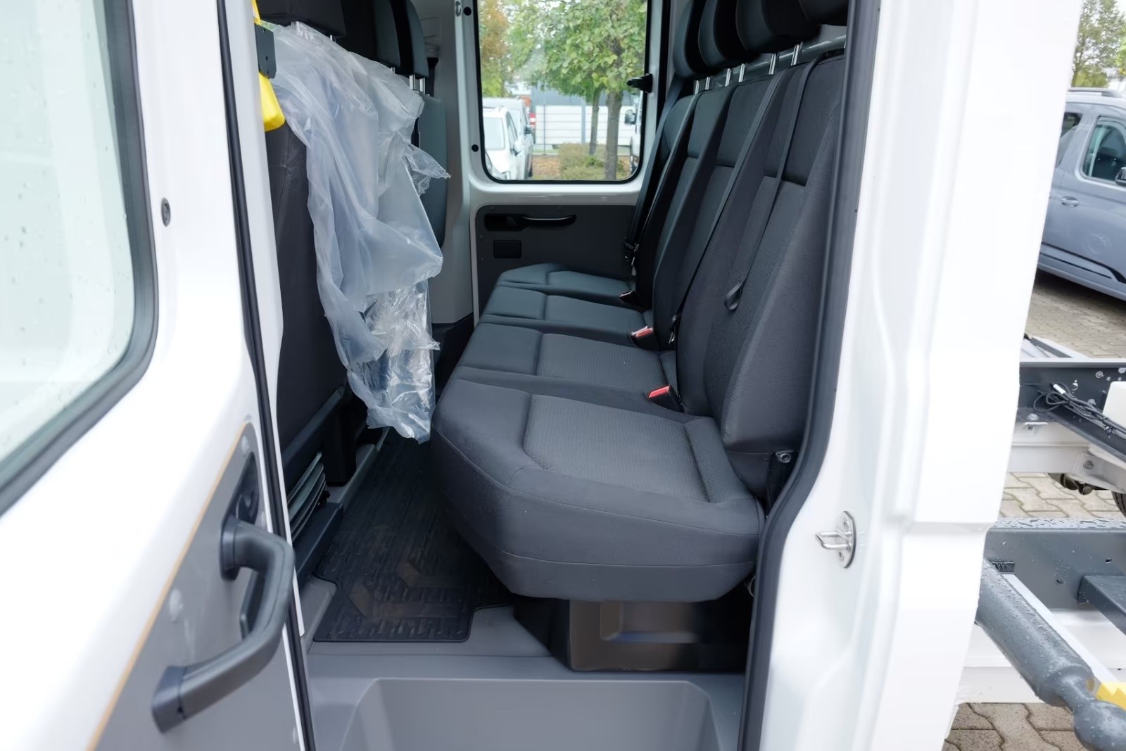 MAN TGE 3.5 L4 3-Seitenkipper DoKa-image-7