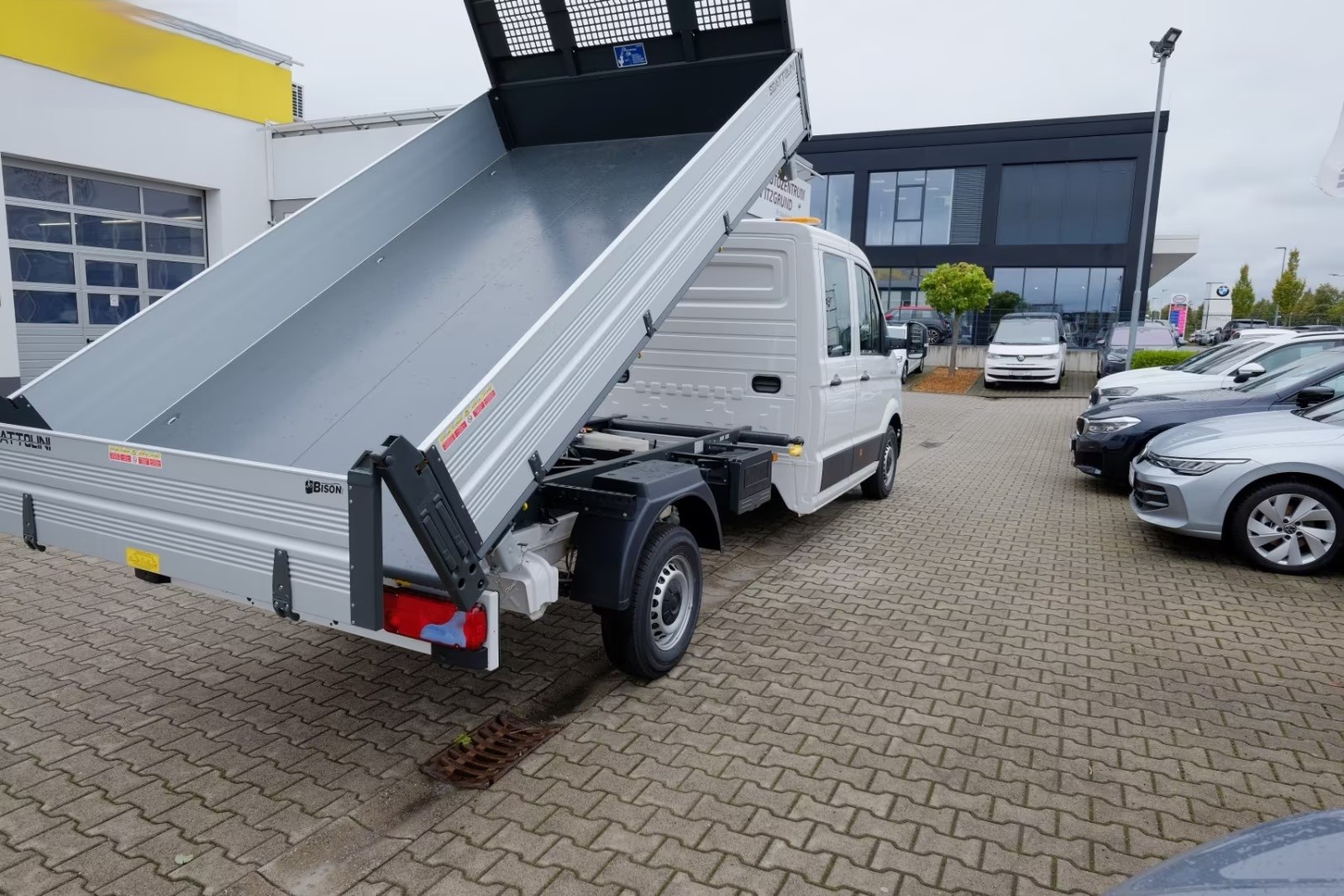 MAN TGE 3.5 L4 3-Seitenkipper DoKa-image-3