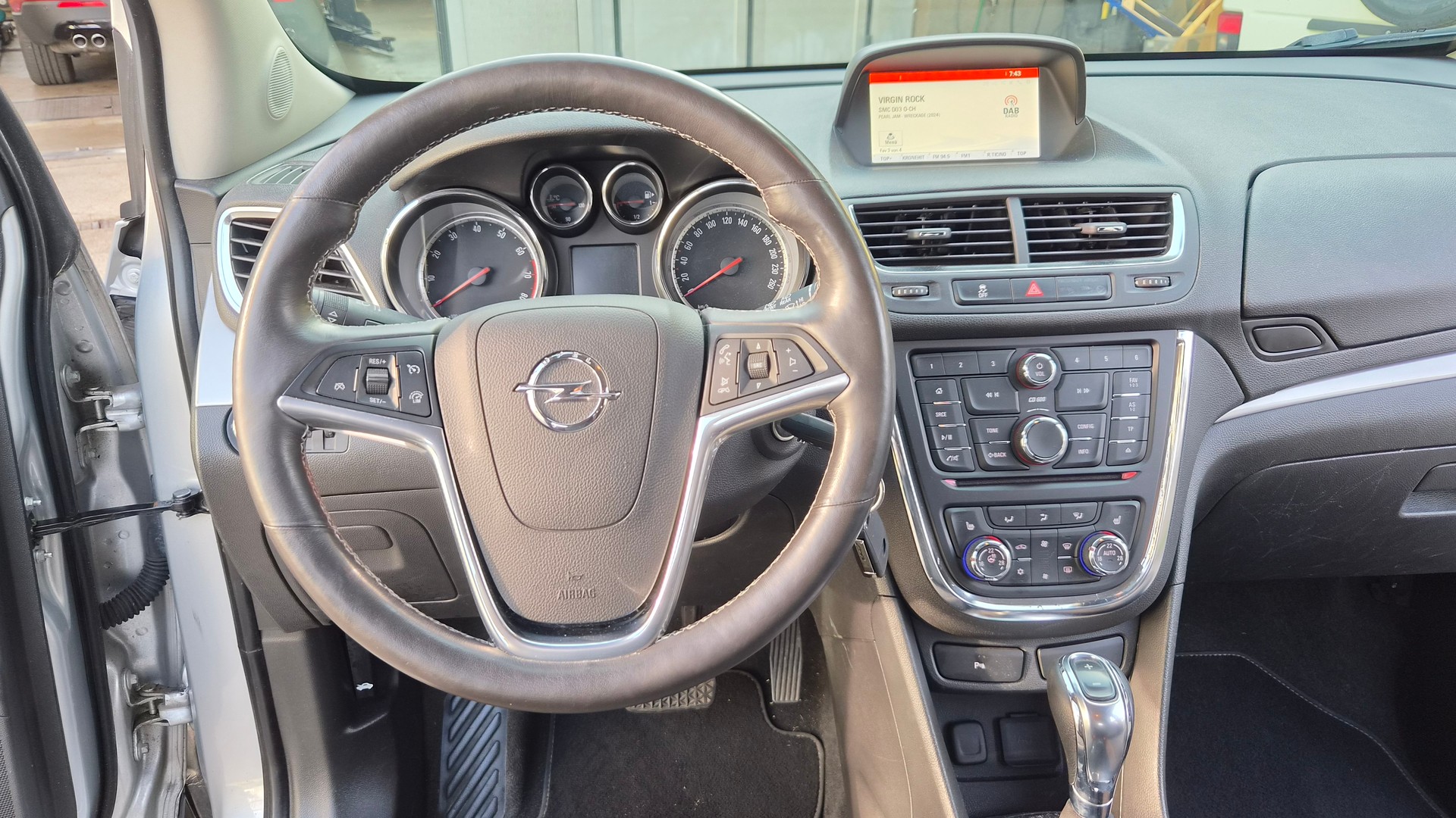 OPEL Mokka 1.4i 16V Turbo Drive 2WD Automatik-image-4