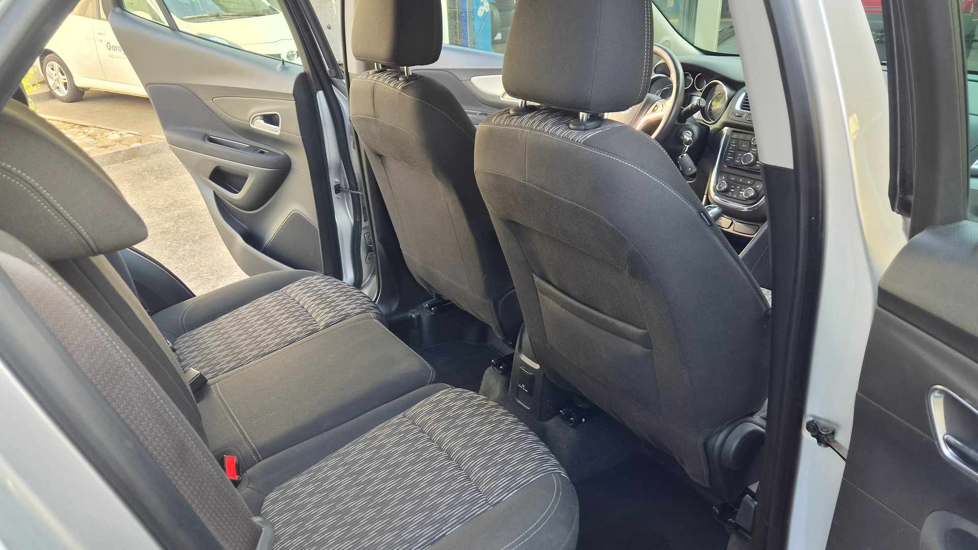 OPEL Mokka 1.4i 16V Turbo Drive 2WD Automatik-image-8