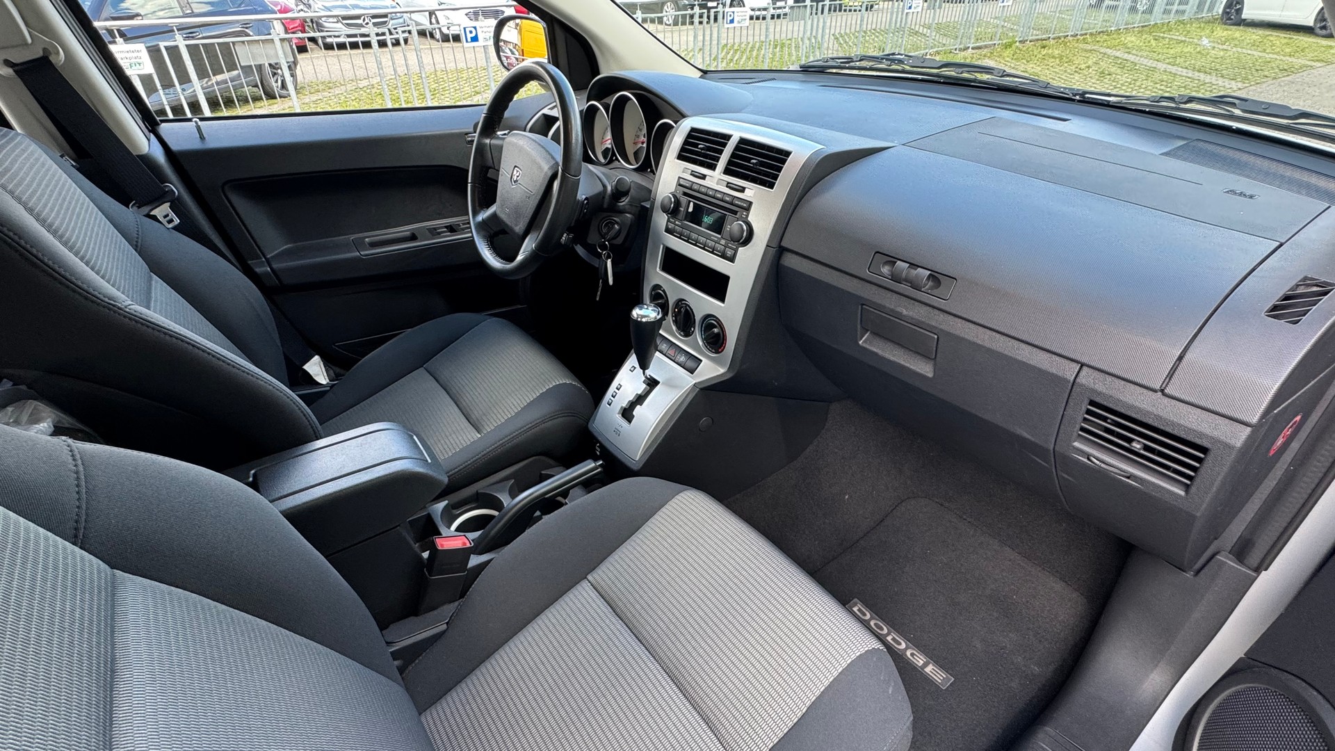 DODGE Caliber 2.0 SXT CVT-image-7