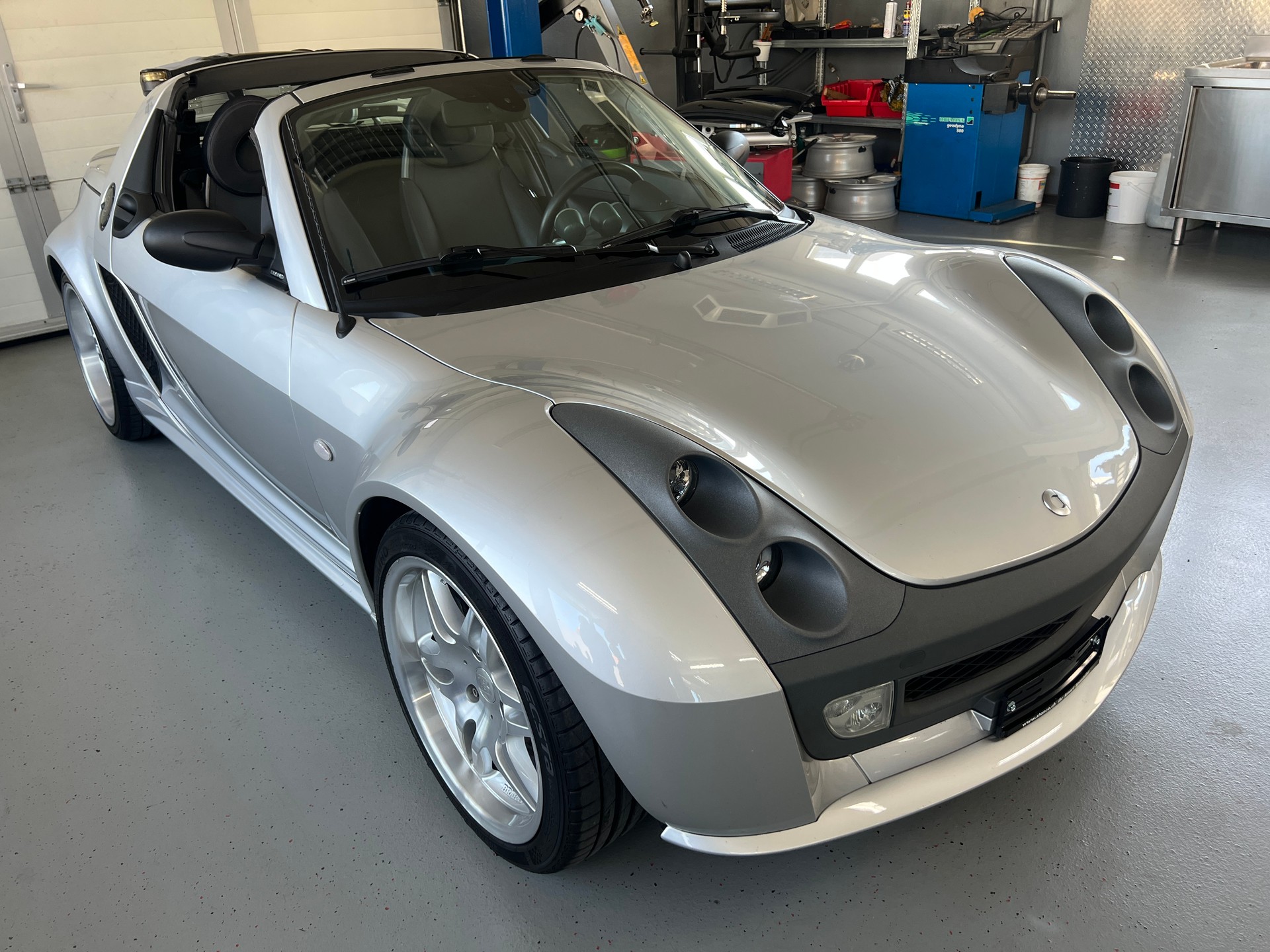 SMART roadster brabus-image-2