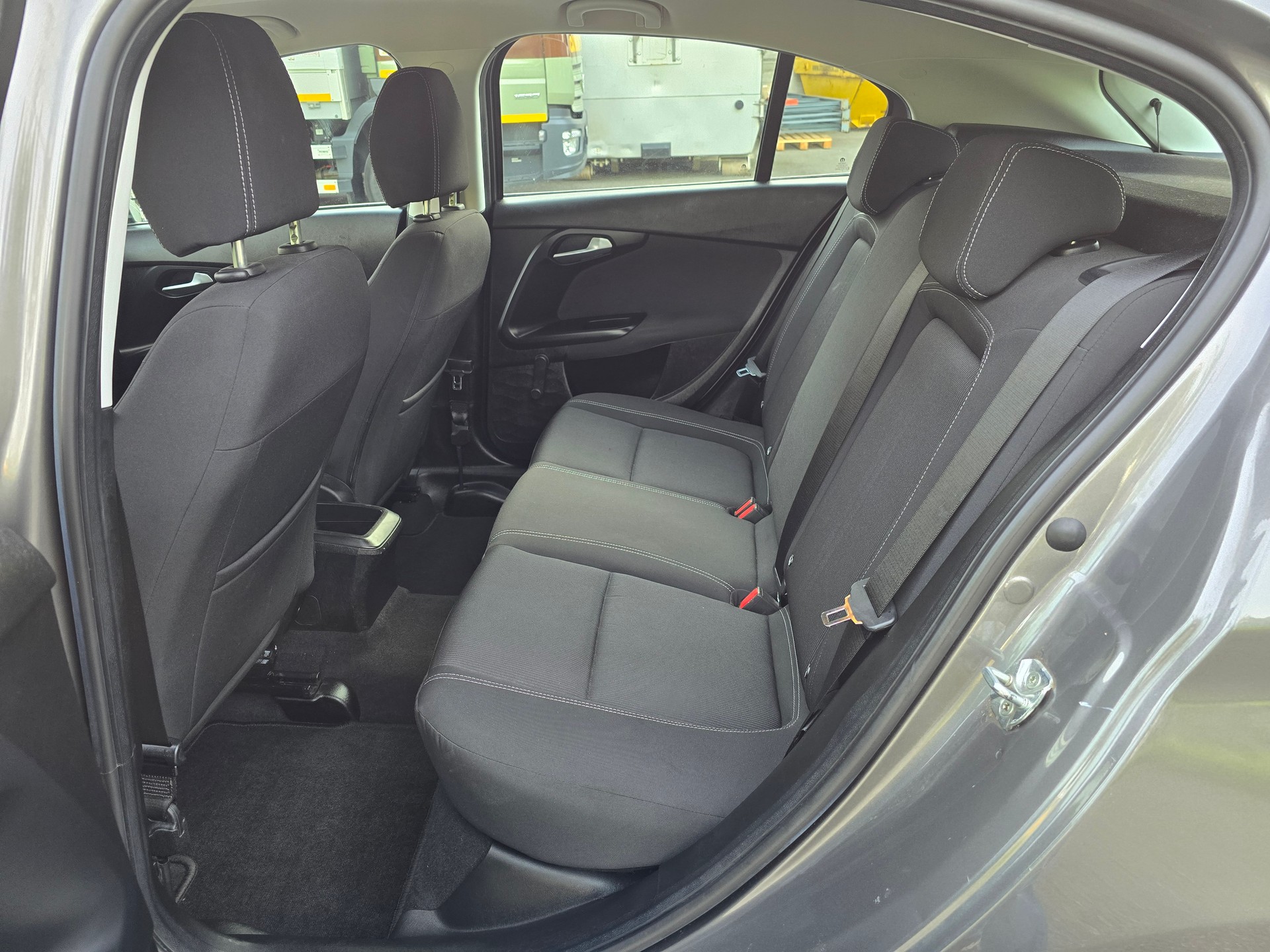 FIAT Tipo 1.3MJ Pop Star-image-12