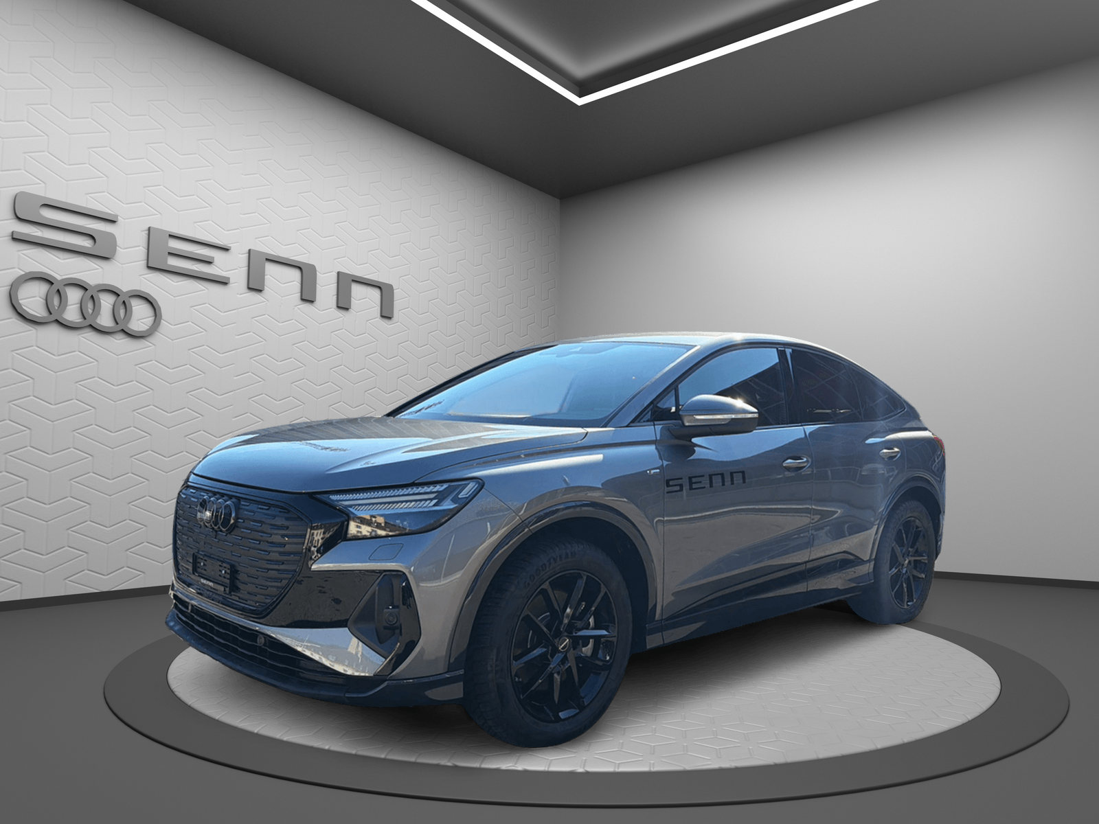 AUDI Q4 e-tron 45 Attraction quattro-image-0