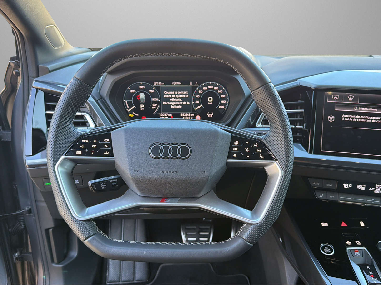 AUDI Q4 e-tron 45 Attraction quattro-image-7