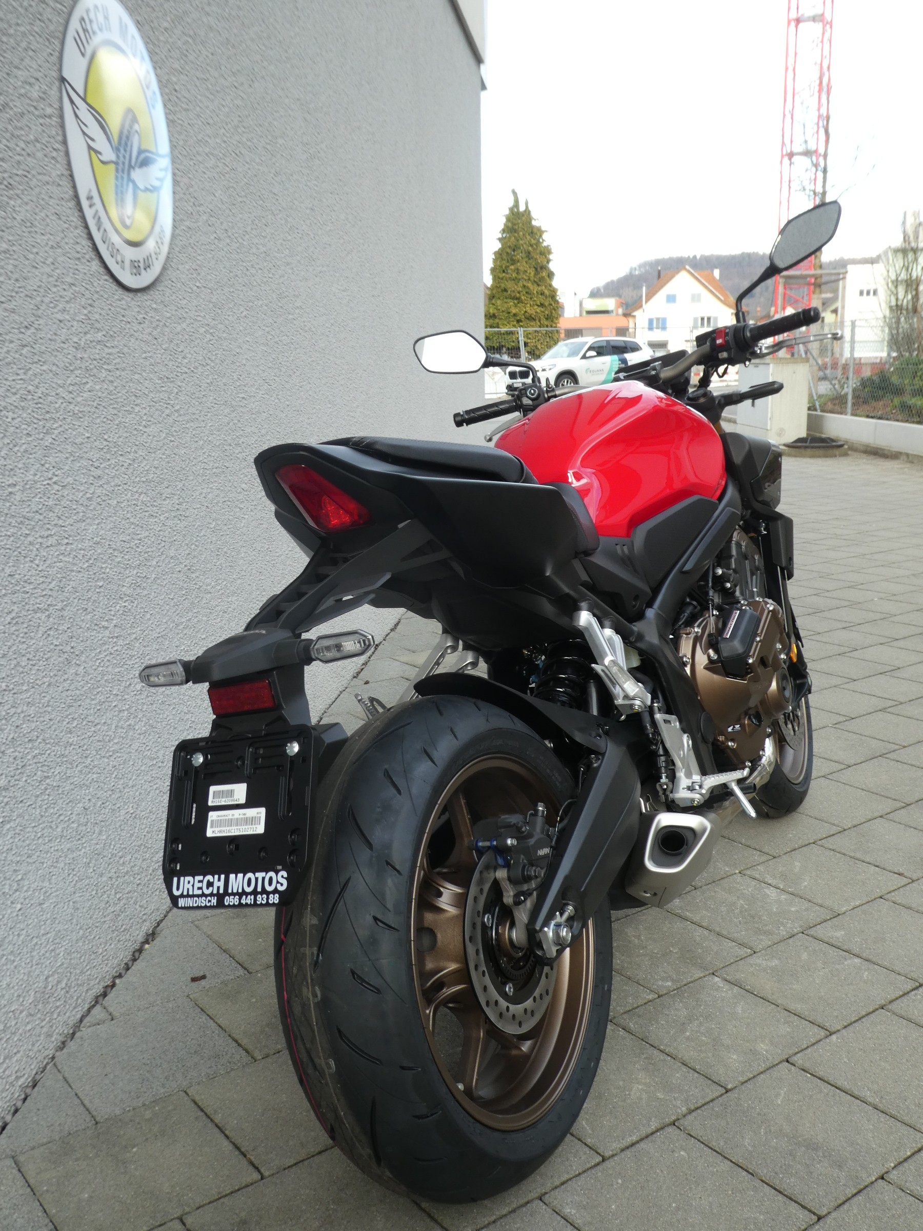 HONDA CB 650 R E-Clutch-showroom-element-3