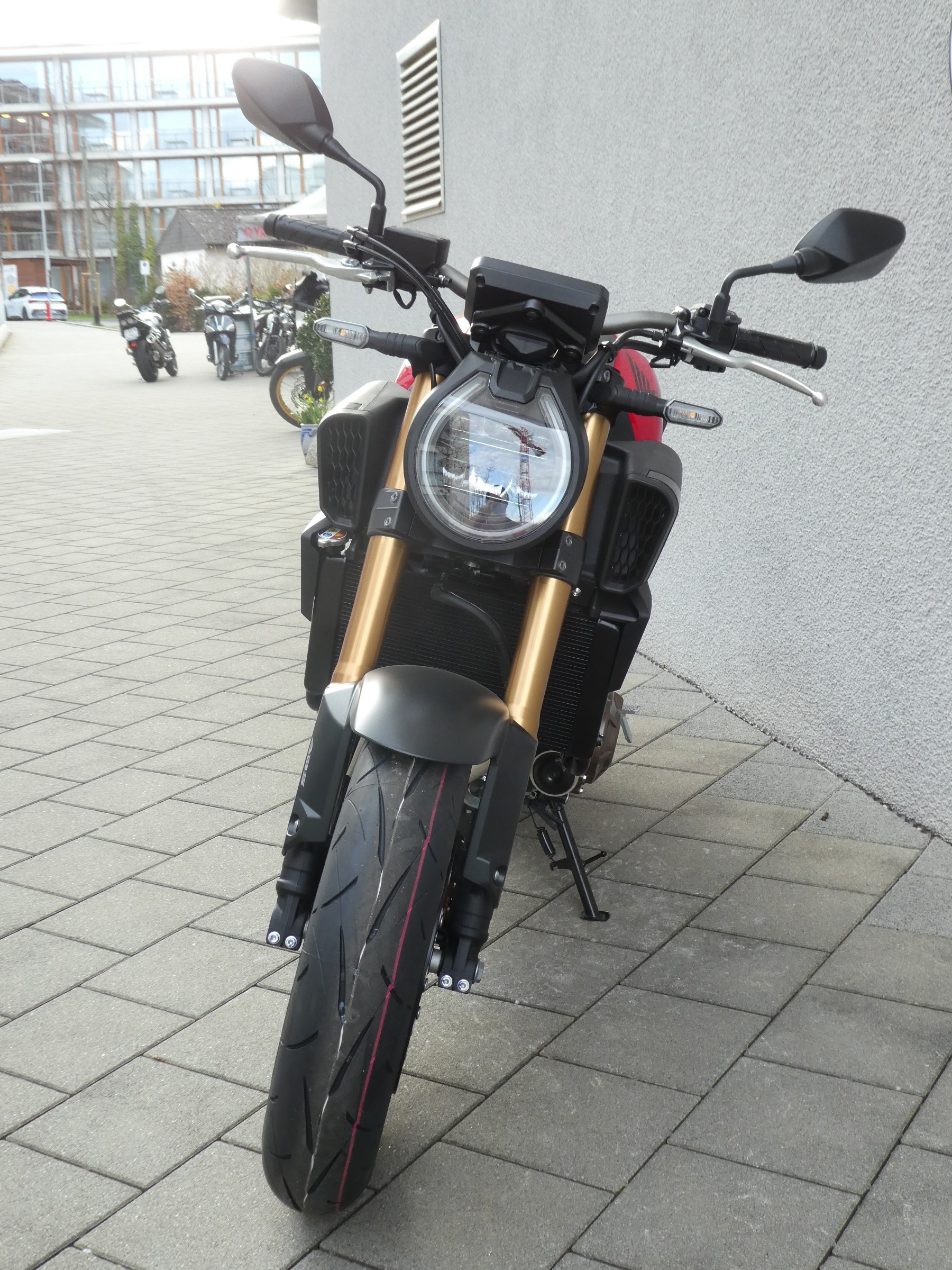HONDA CB 650 R E-Clutch-image-4