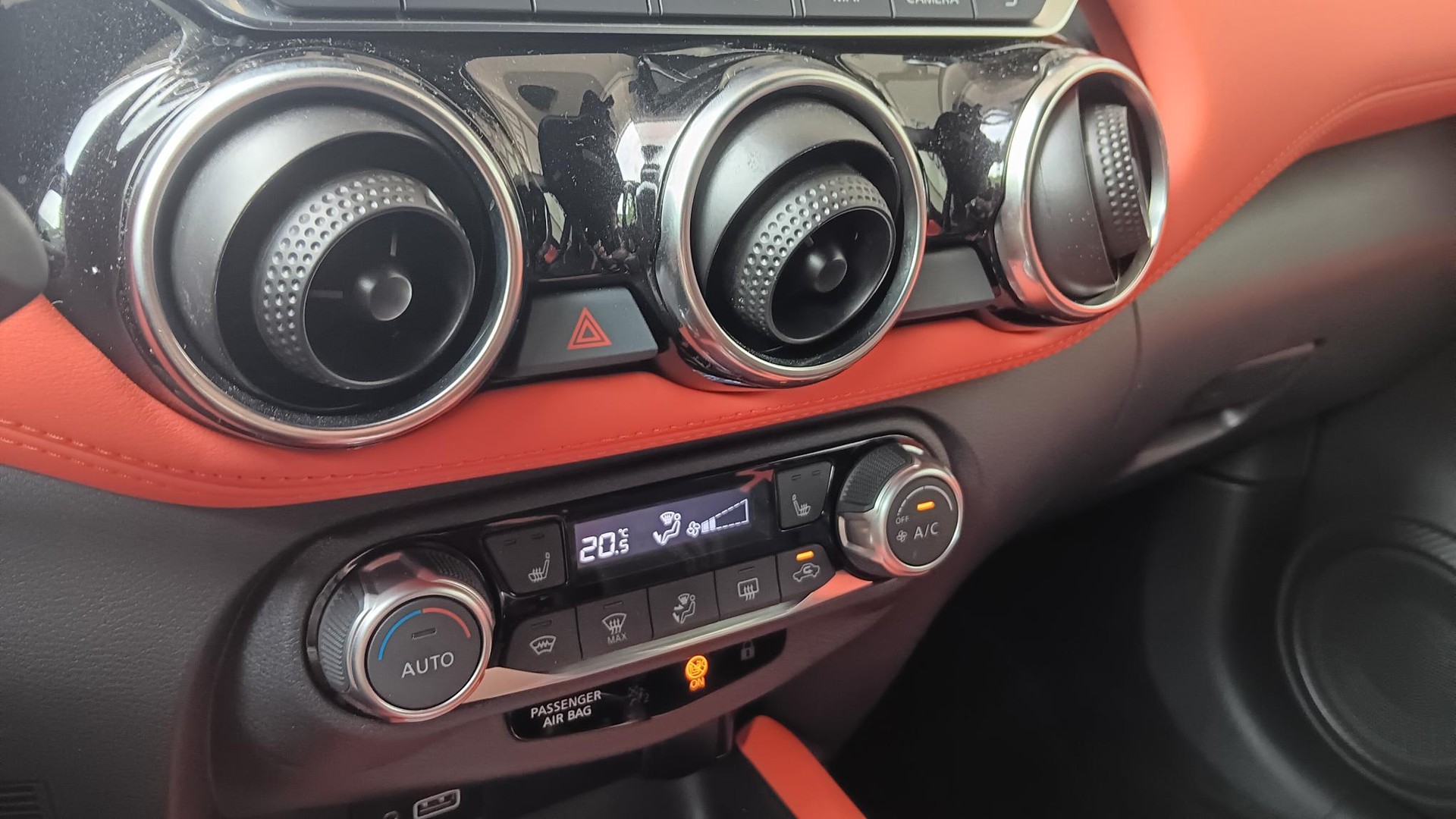 NISSAN Juke 1.0 DIG-T N-Design DCT-image-13