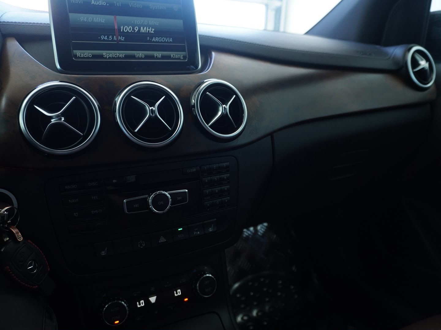 MERCEDES-BENZ B 200 7G-DCT-image-5