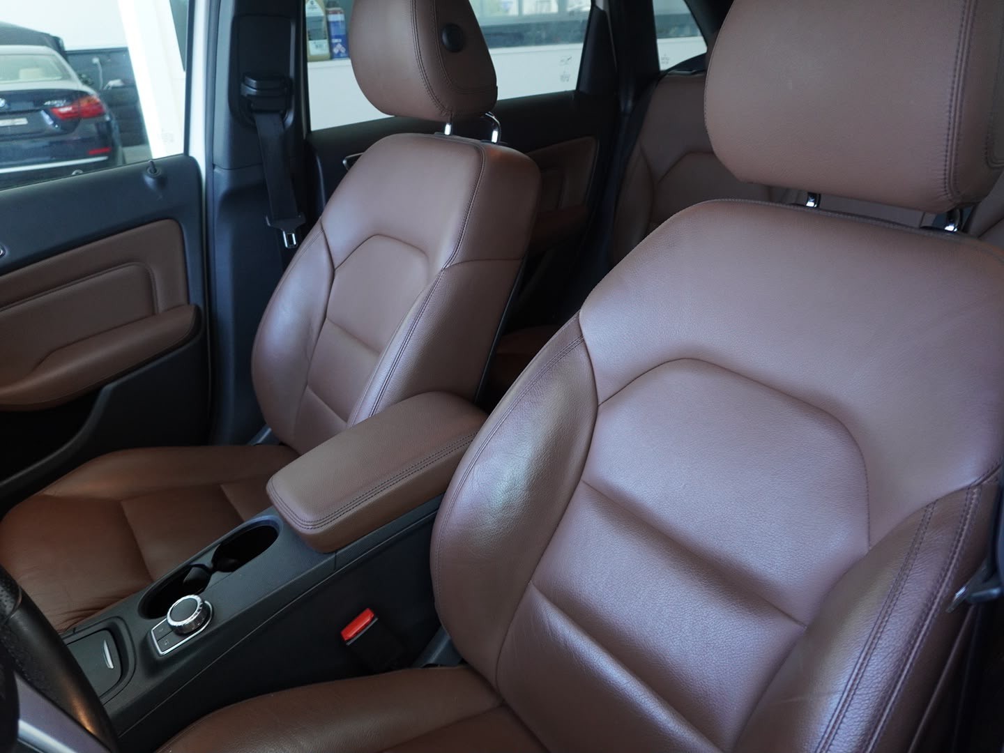 MERCEDES-BENZ B 200 7G-DCT-image-3