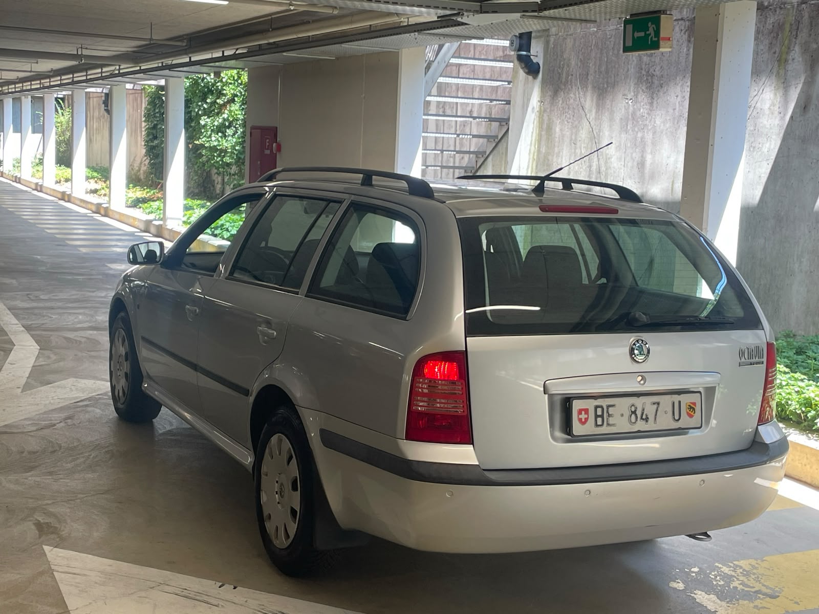 SKODA Octavia 1.9 TDI Tour // MFK NEU-showroom-element-3