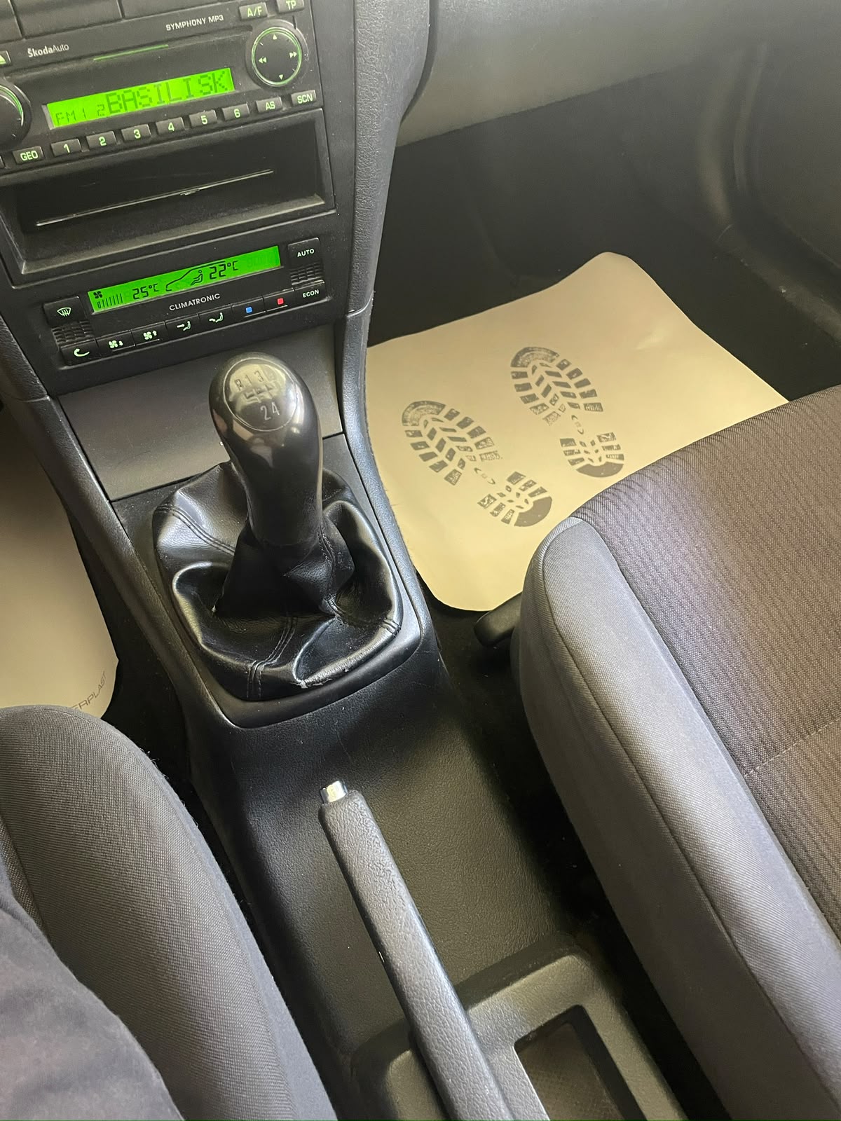 SKODA Octavia 1.9 TDI Tour // MFK NEU-image-15