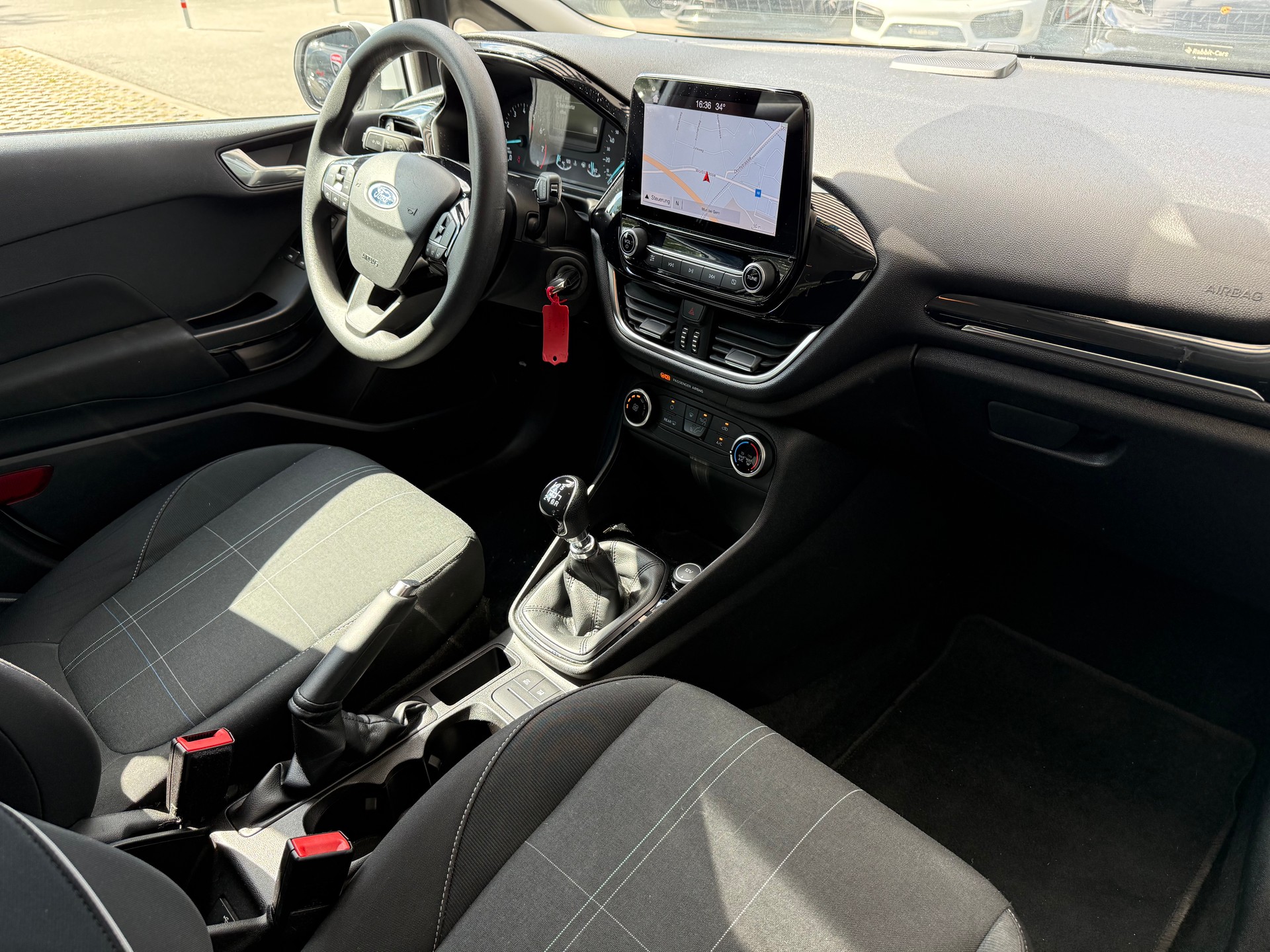 FORD Fiesta 1.0 SCTi Vignale-image-6