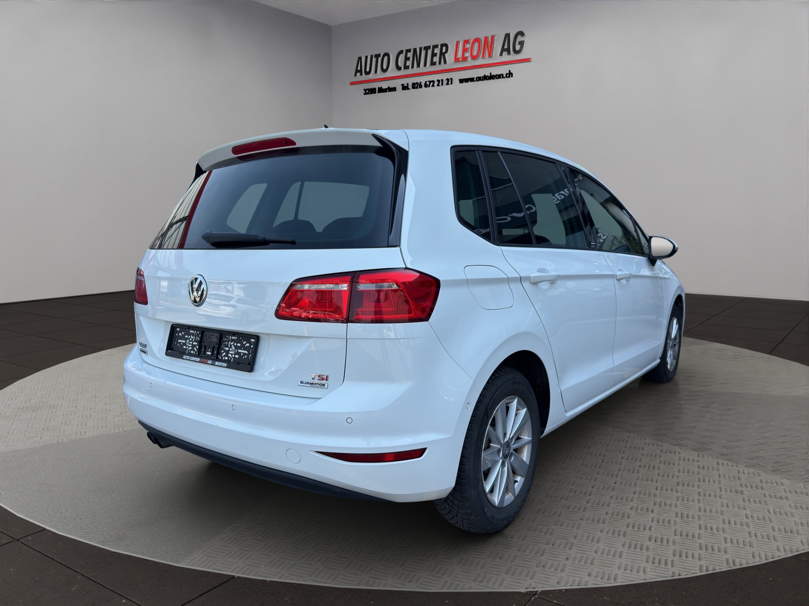 VW Golf Sportsvan 1.4 TSI Allstar DSG-image-5