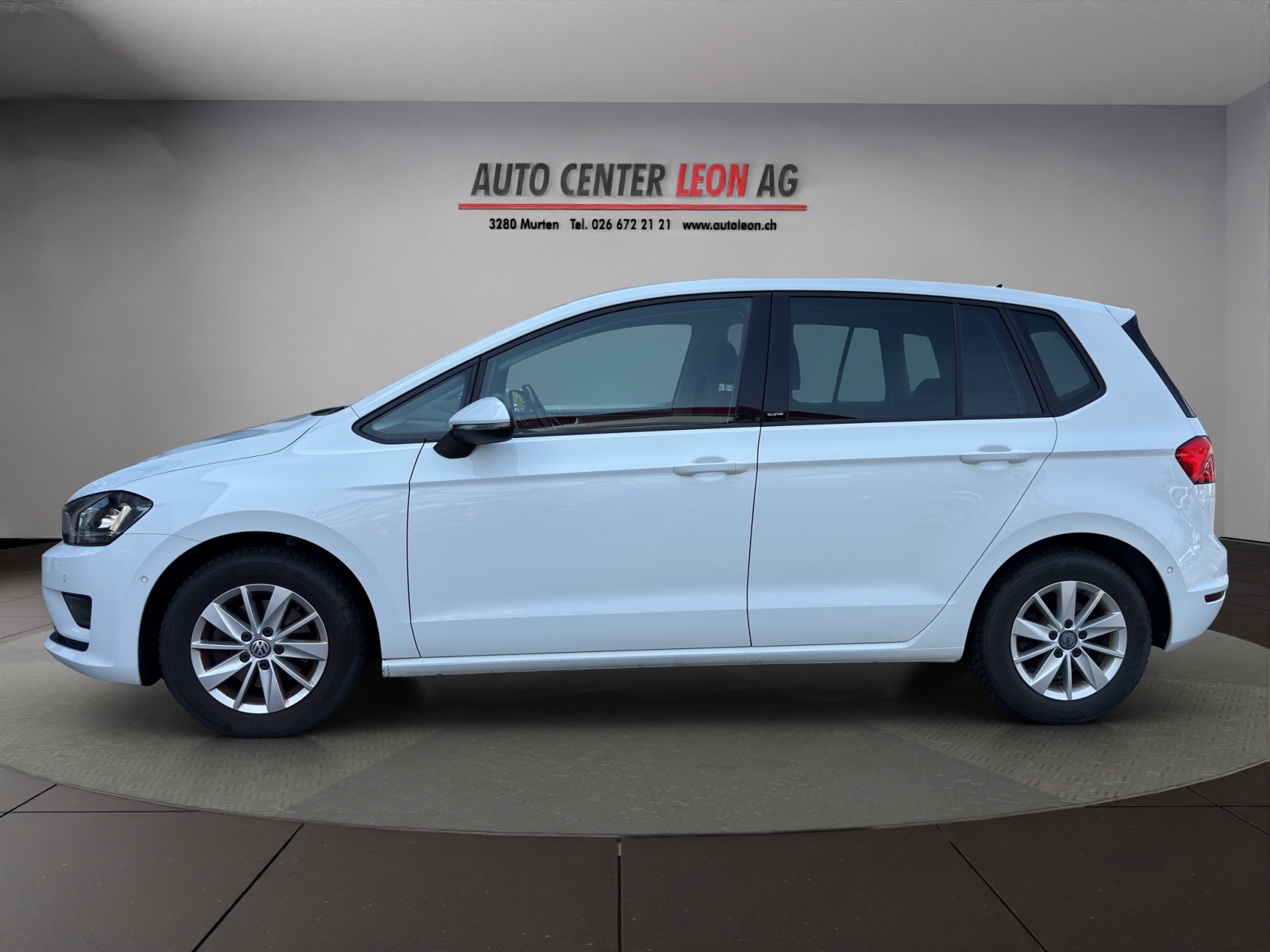 VW Golf Sportsvan 1.4 TSI Allstar DSG-image-2