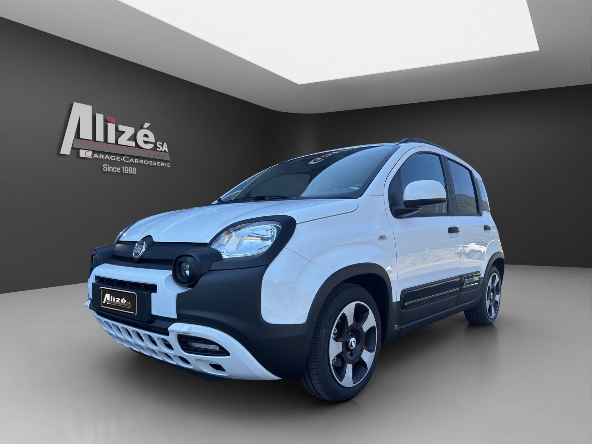 FIAT Pandina 1.0 MHEV Cross-image-2