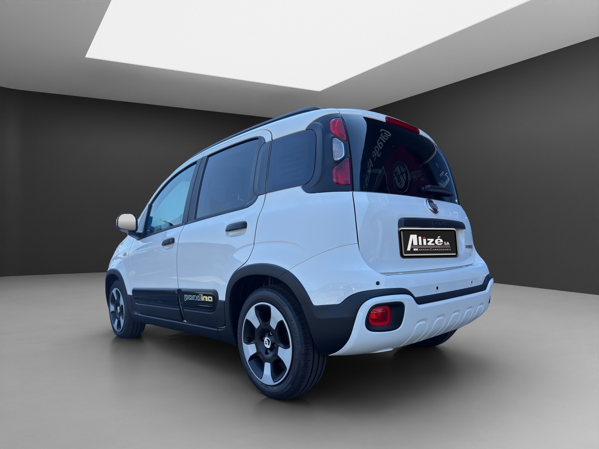 FIAT Pandina 1.0 MHEV Cross-image-4