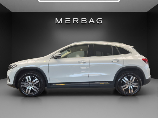 MERCEDES-BENZ EQA 350 4Matic-image-2