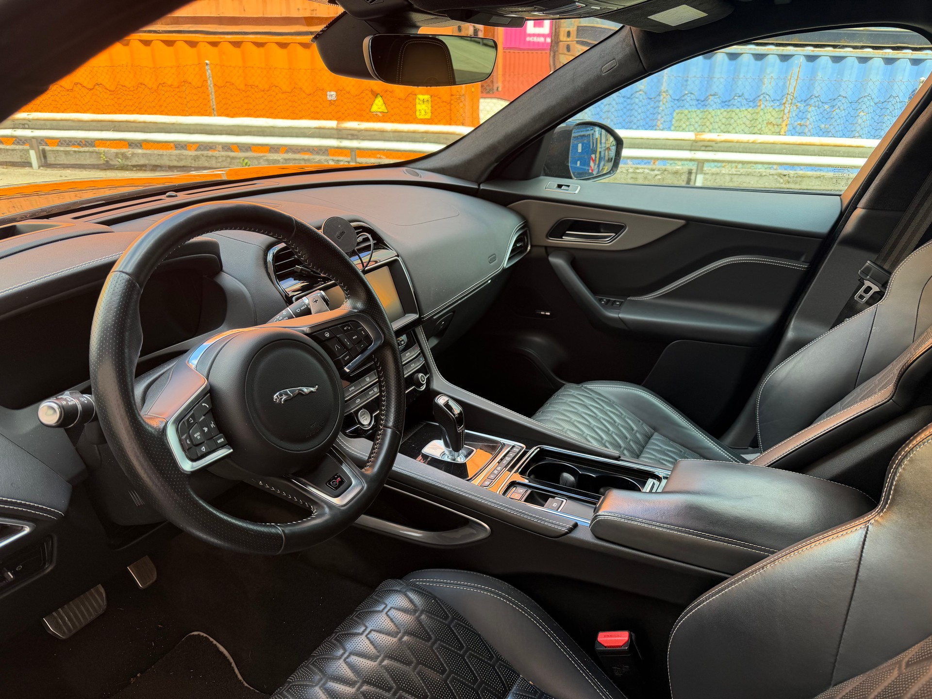 JAGUAR 5.0 V8 SVR AWD-image-3