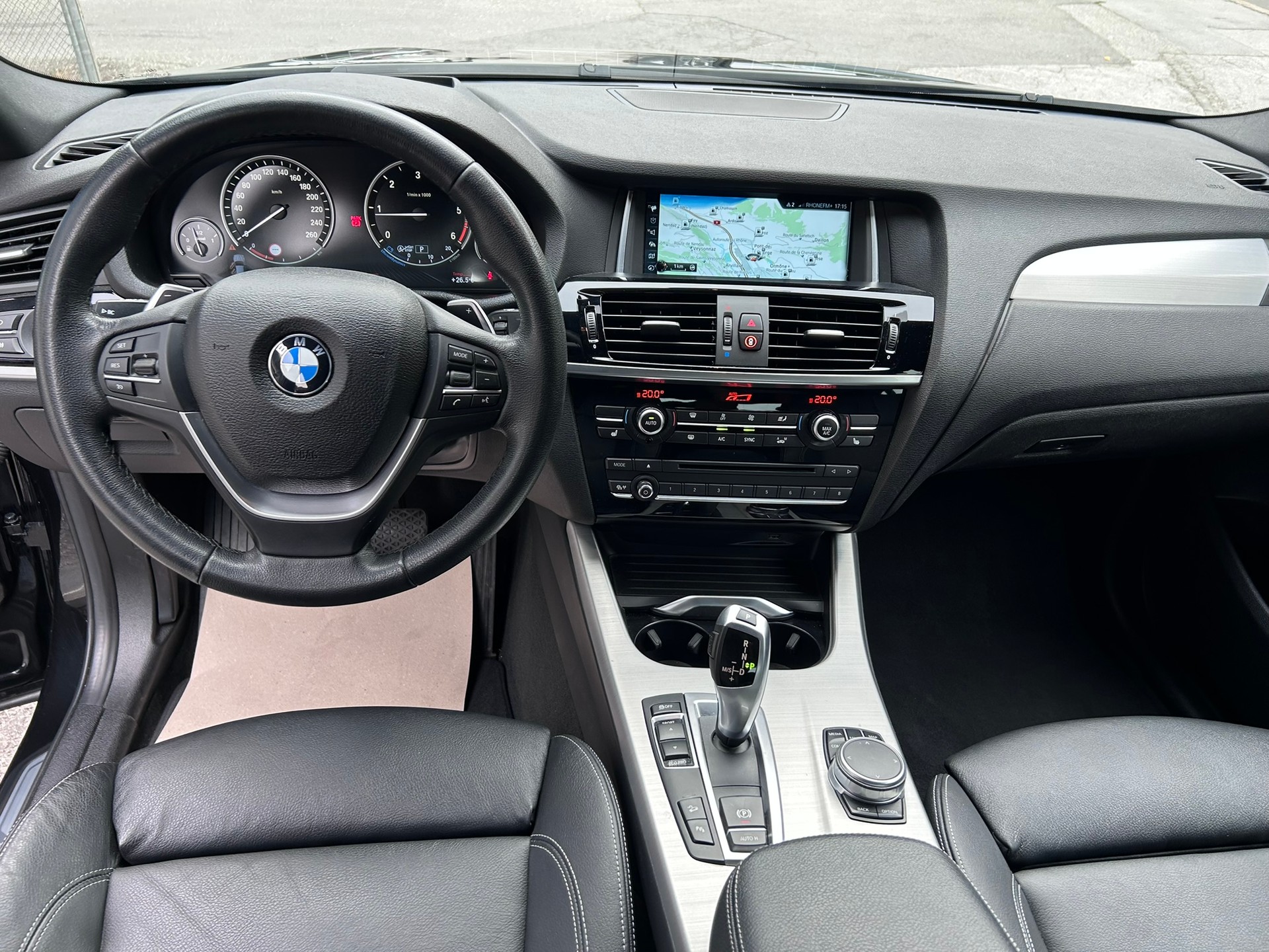BMW X4 xDrive 20d xLine Steptronic-image-8