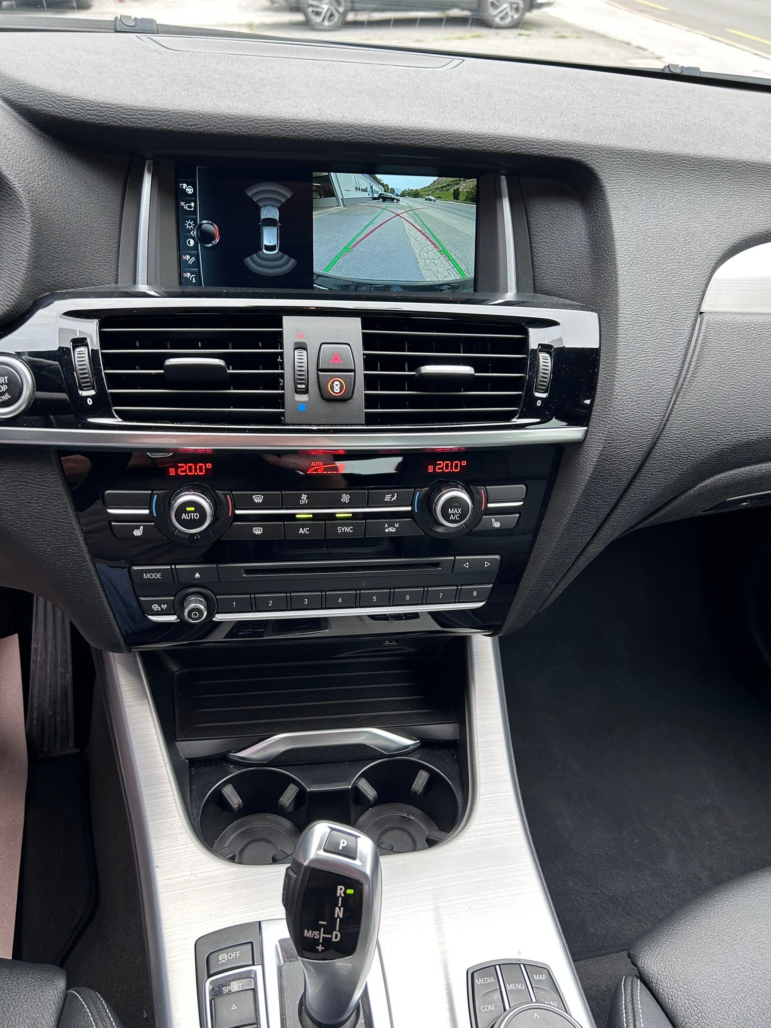 BMW X4 xDrive 20d xLine Steptronic-image-9