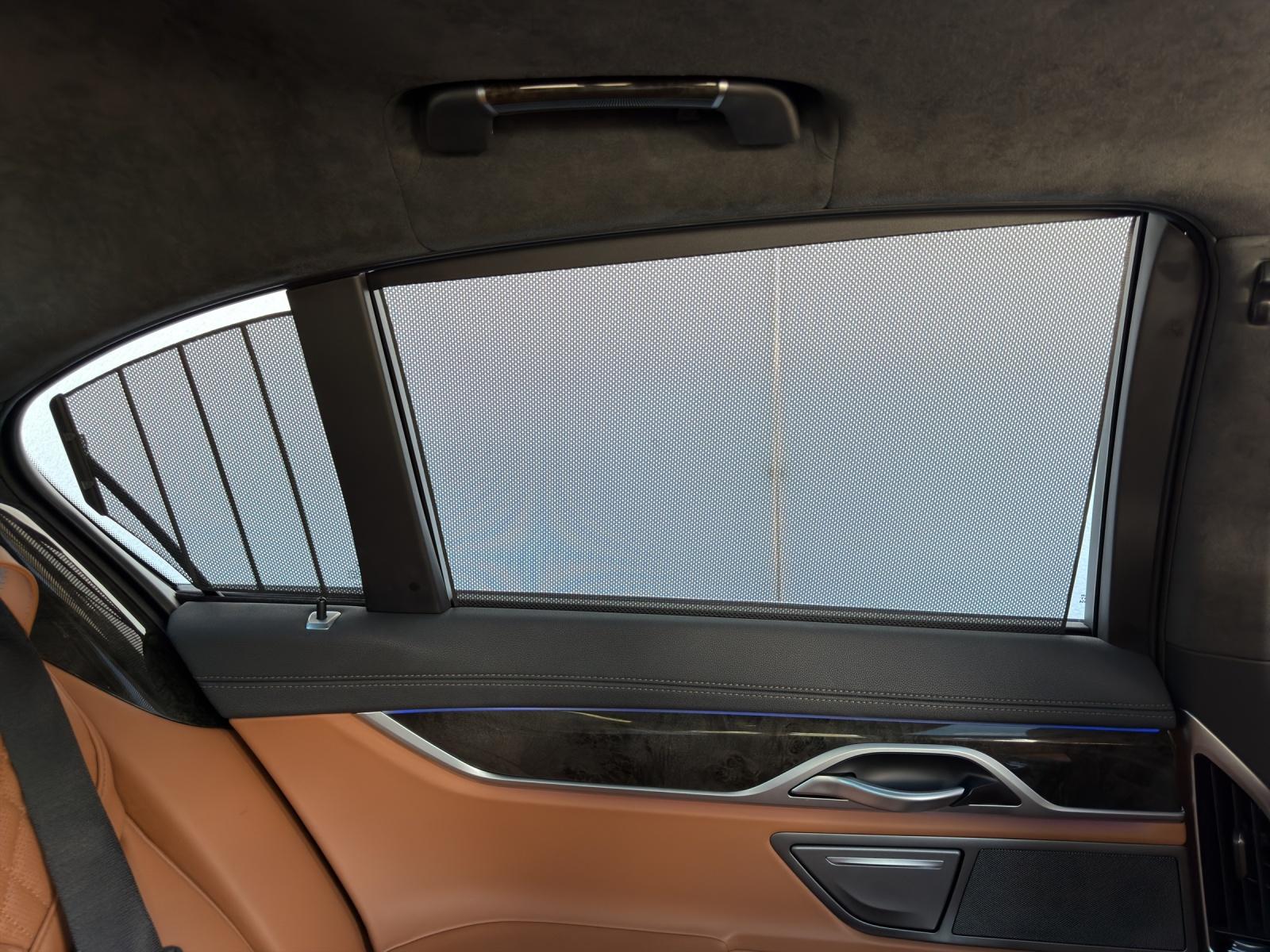 BMW 750i xDrive M Sport Steptronic (CH)-image-22