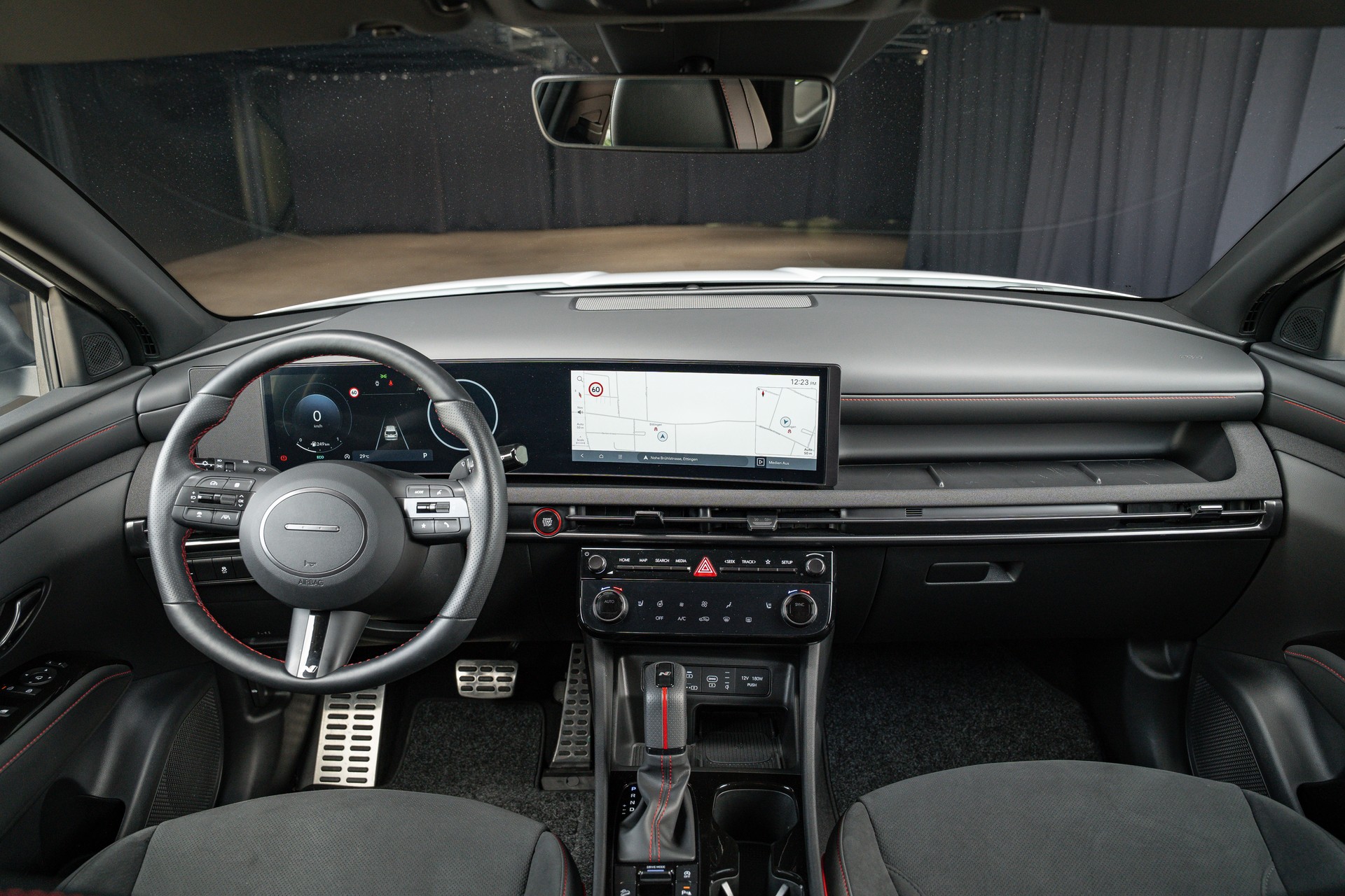 HYUNDAI Tucson 1.6 TGDI 48V N-Line DCT-image-12