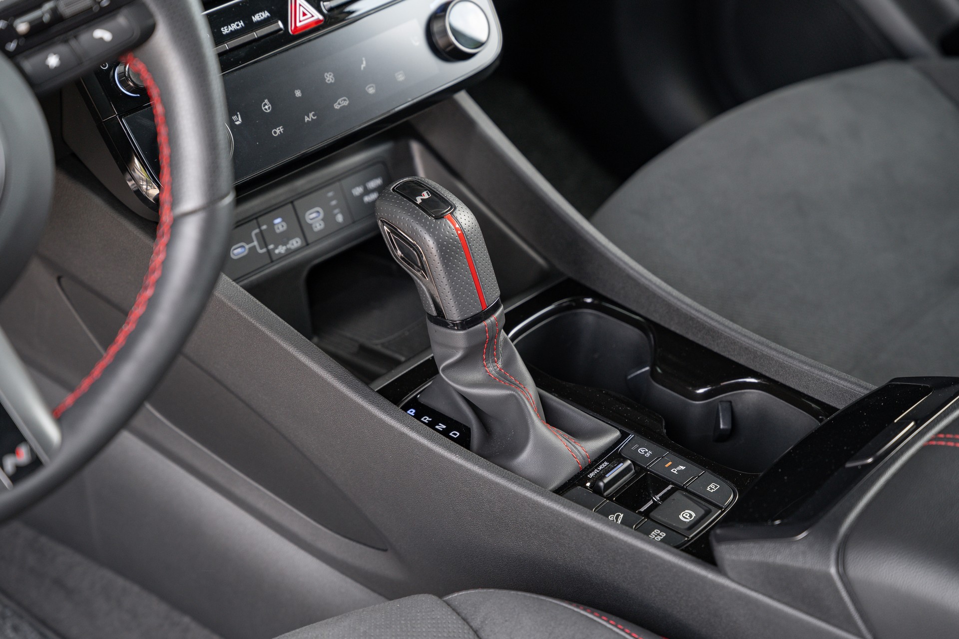 HYUNDAI Tucson 1.6 TGDI 48V N-Line DCT-image-18