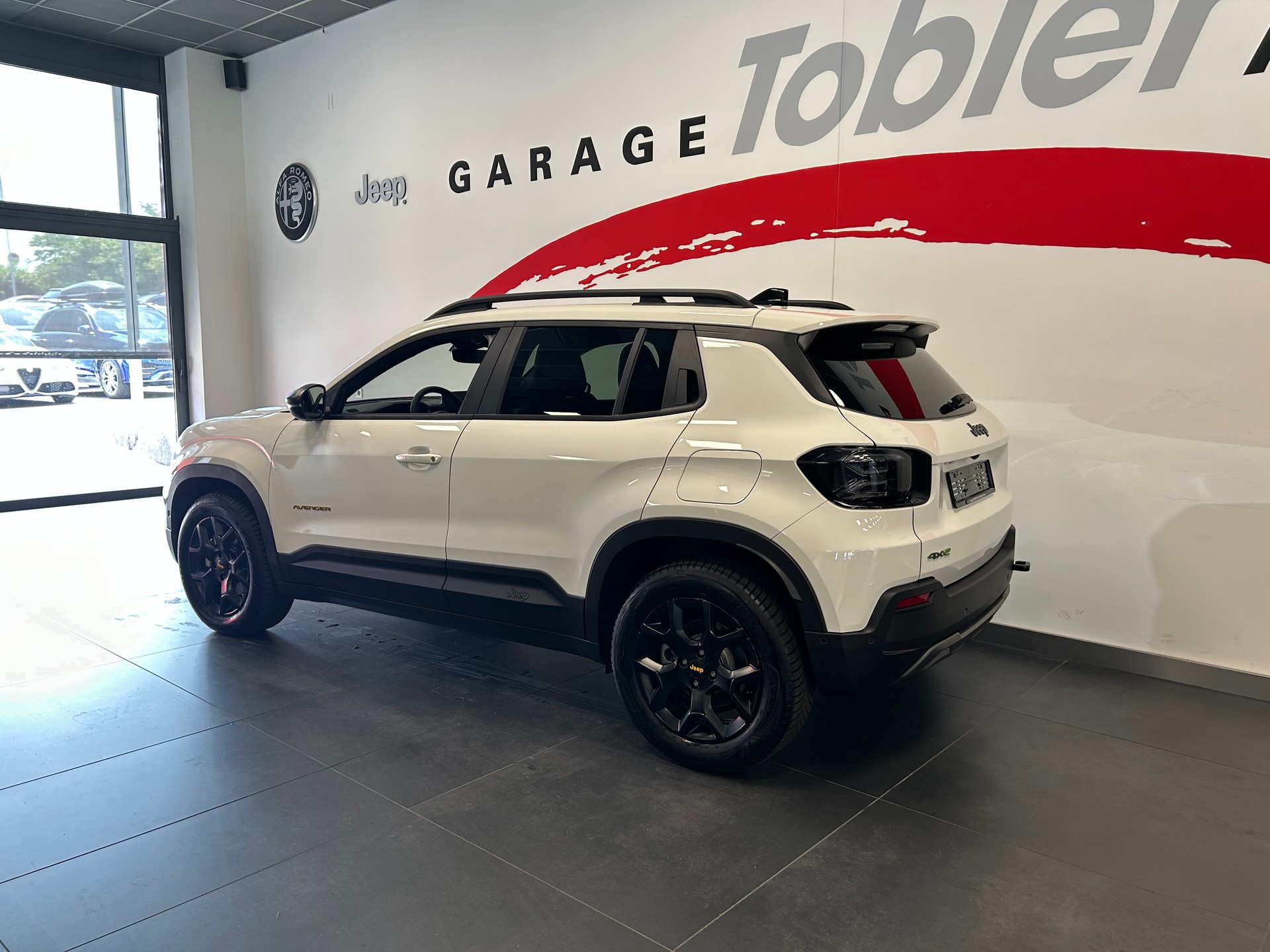 JEEP Avenger 1.2 Turbo MHEV The North Face 4xe-image-16