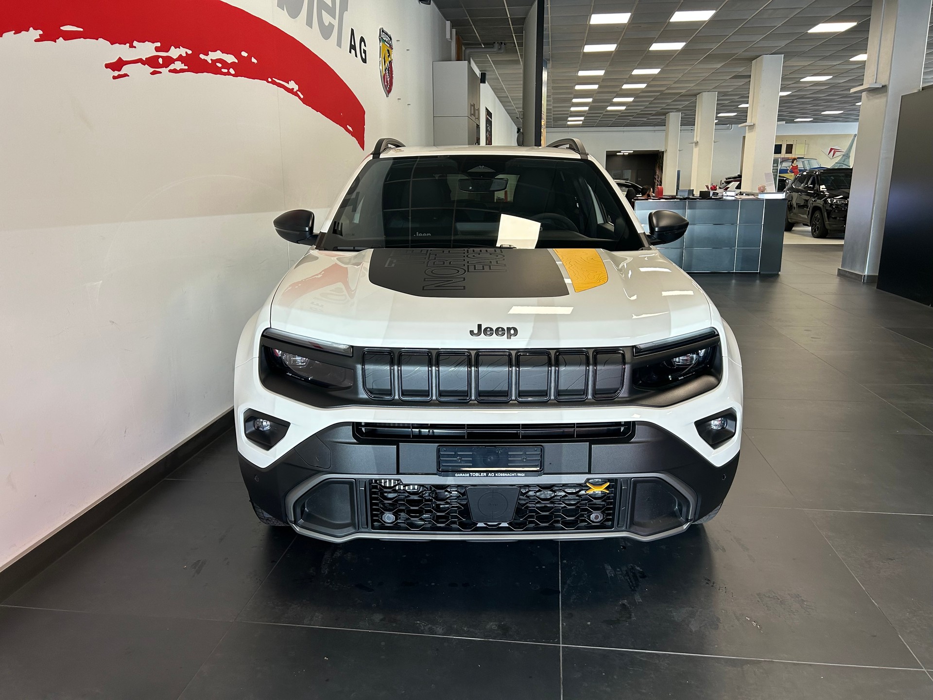 JEEP Avenger 1.2 Turbo MHEV The North Face 4xe-image-3