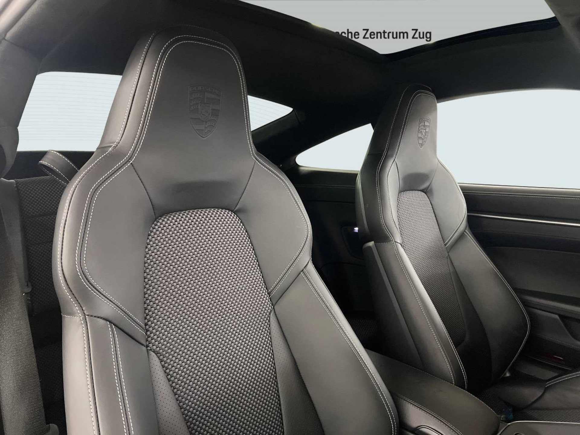 PORSCHE 911 Turbo S-image-19