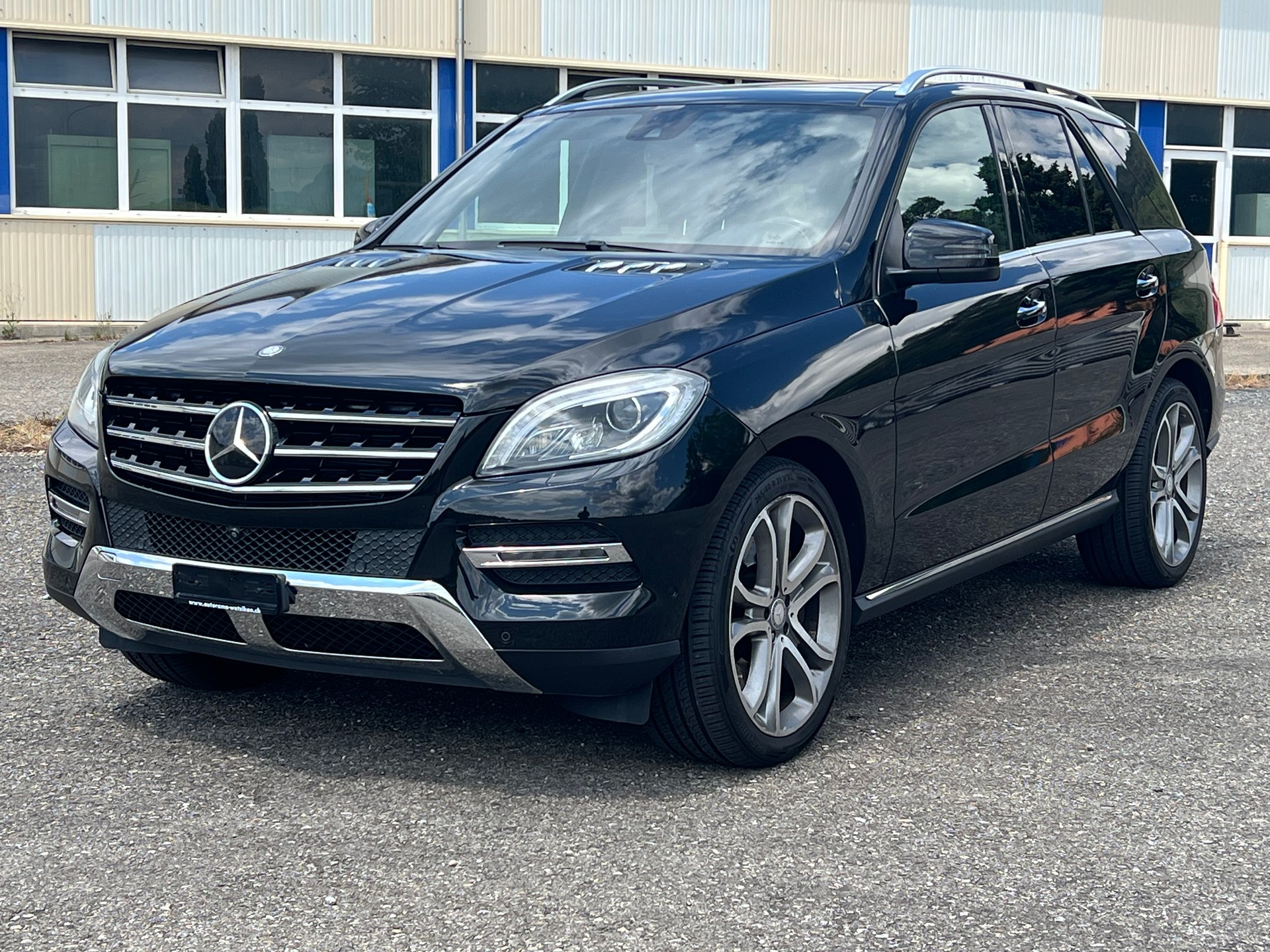 MERCEDES-BENZ ML 500 Executive 4Matic 7G-Tronic