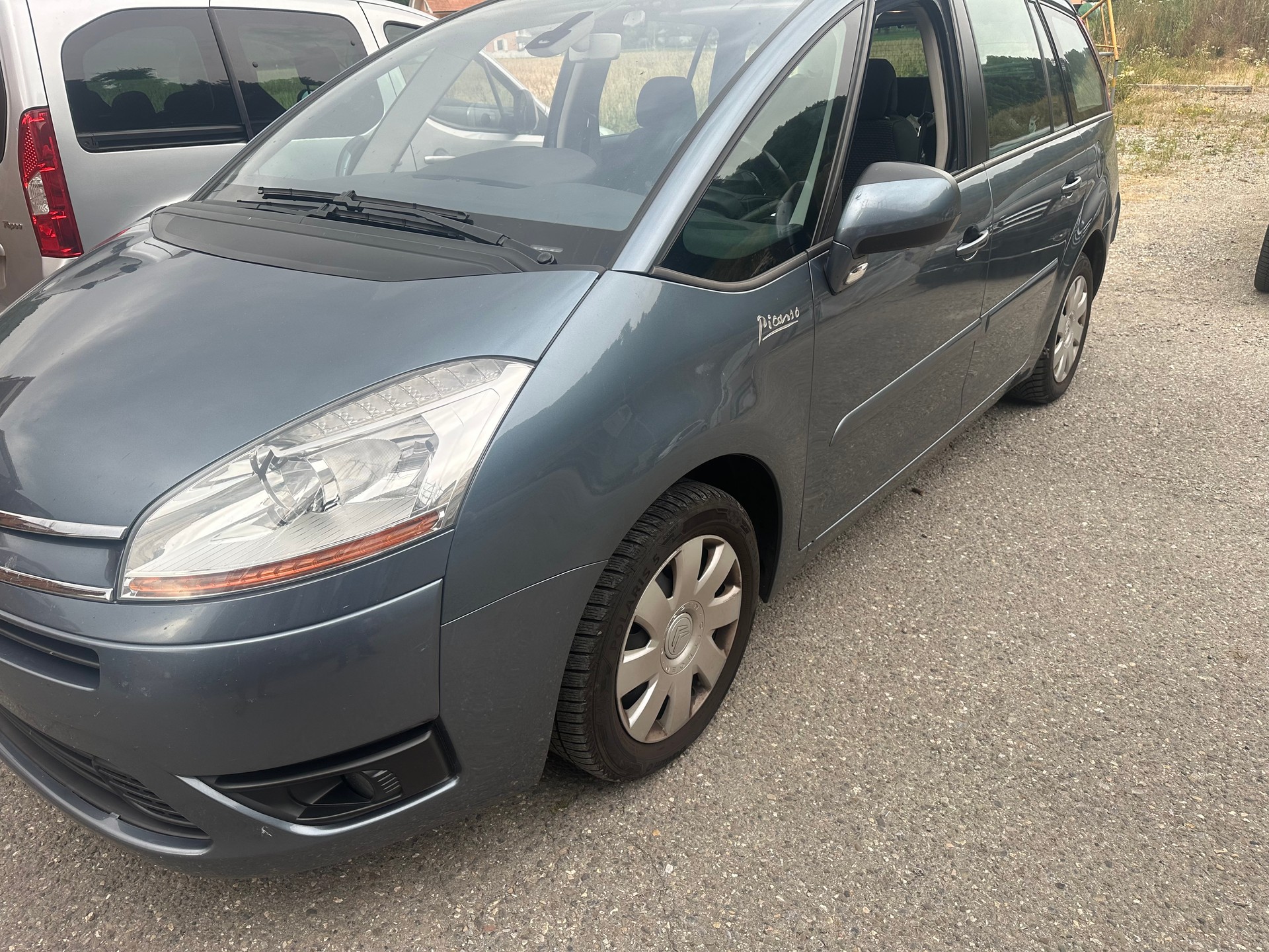 CITROEN Grand C4 Picasso 1.6 HDI 16V X-image-1