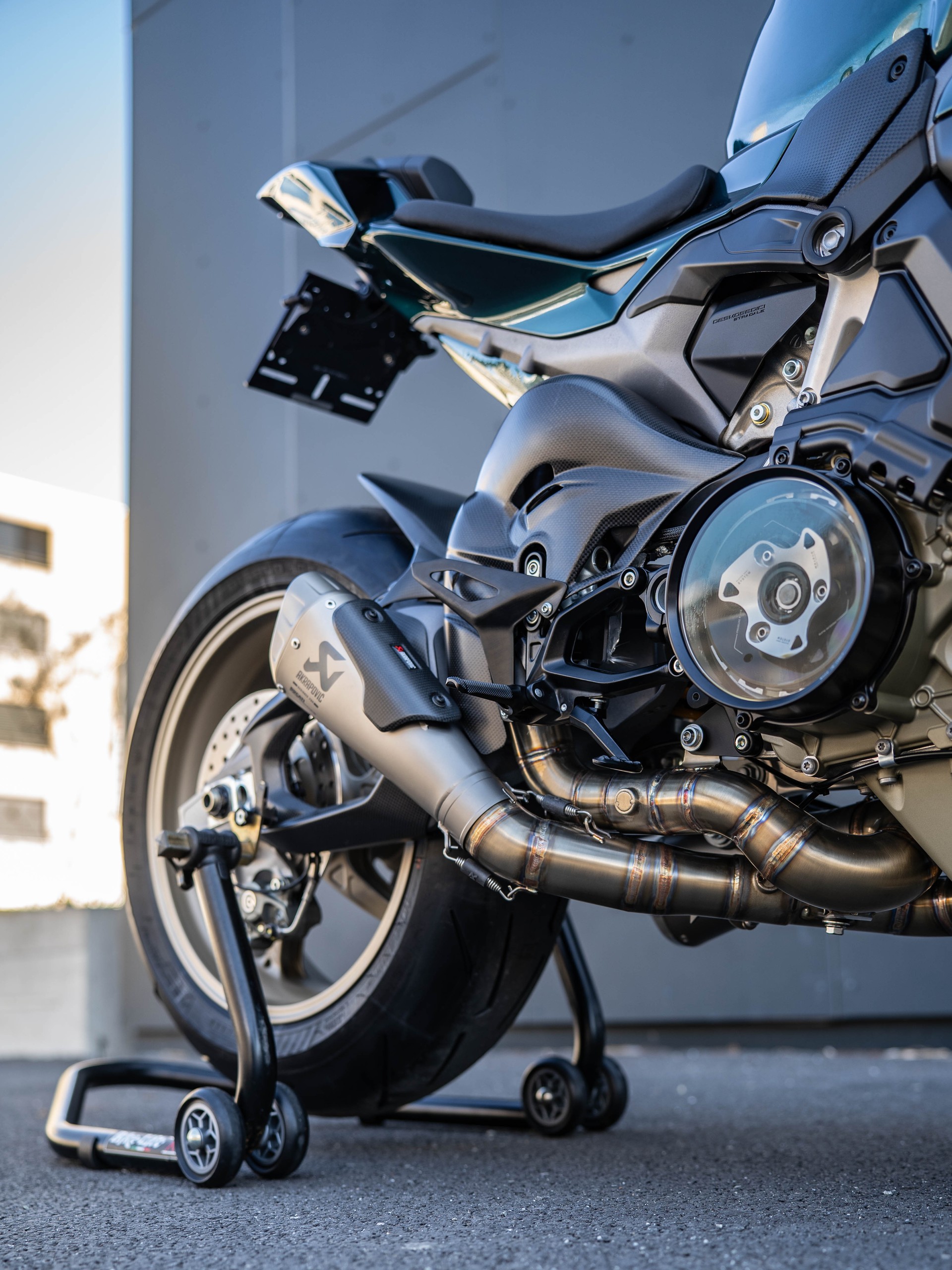 DUCATI STREETFIGHTER V4 S-image-5