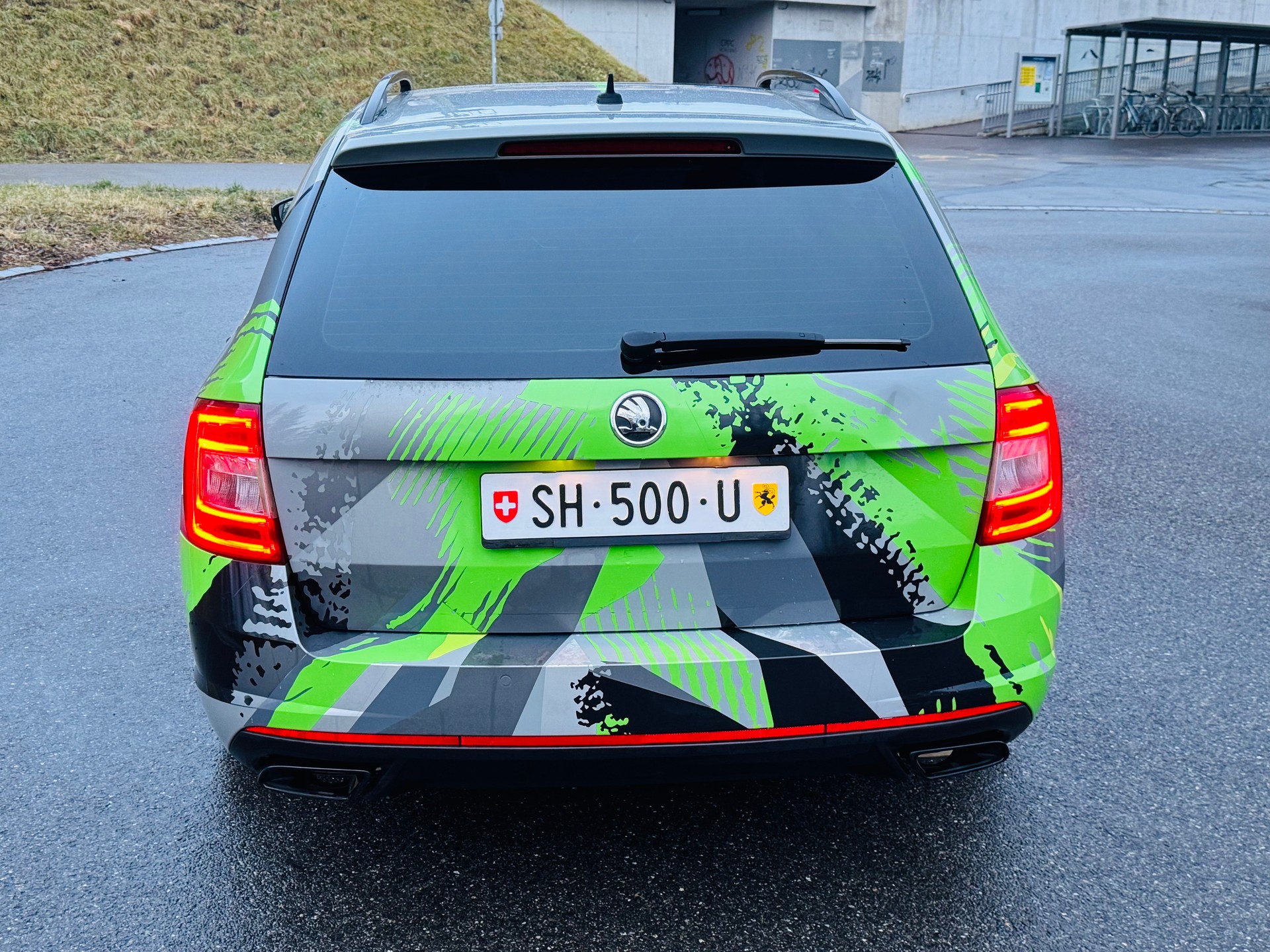 SKODA Octavia Combi 2.0 TSI RS-image-5
