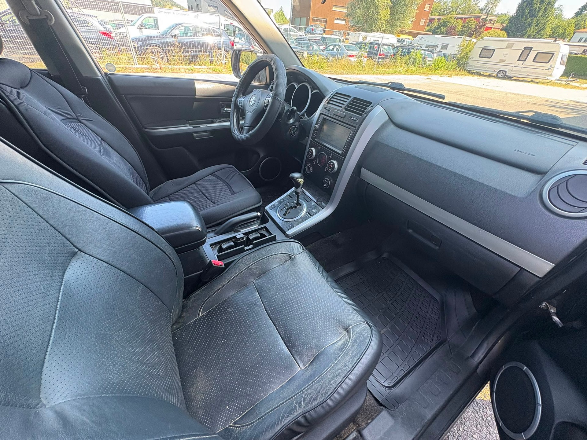 SUZUKI Grand Vitara 3.2 24V V6 GL Top-image-3