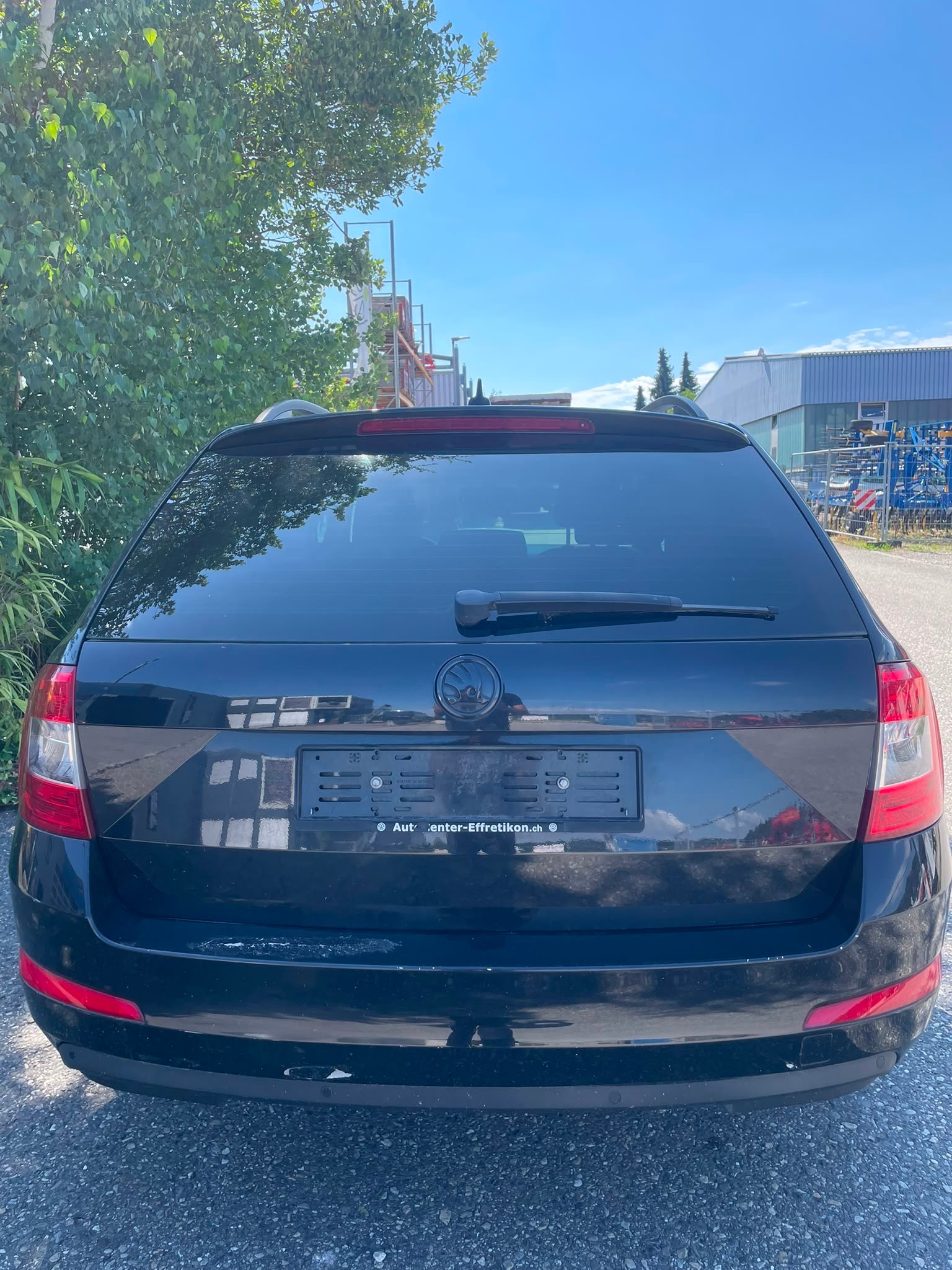 SKODA Octavia Combi 1.8 TSI Ambition DSG-image-4