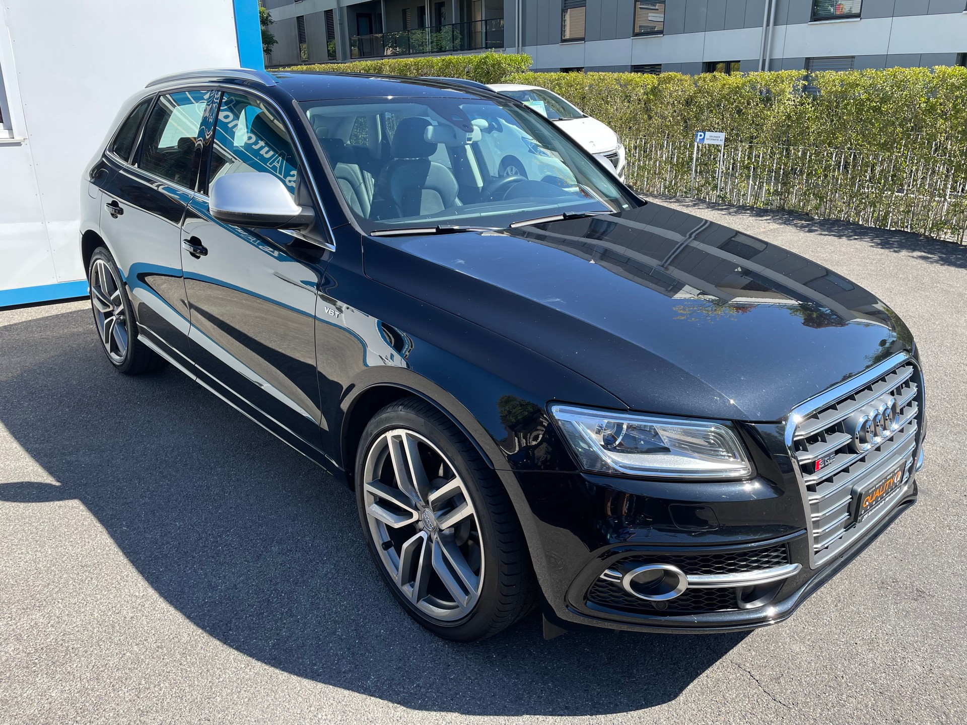 AUDI SQ5 3.0 TDI quattro tiptronic-image-4