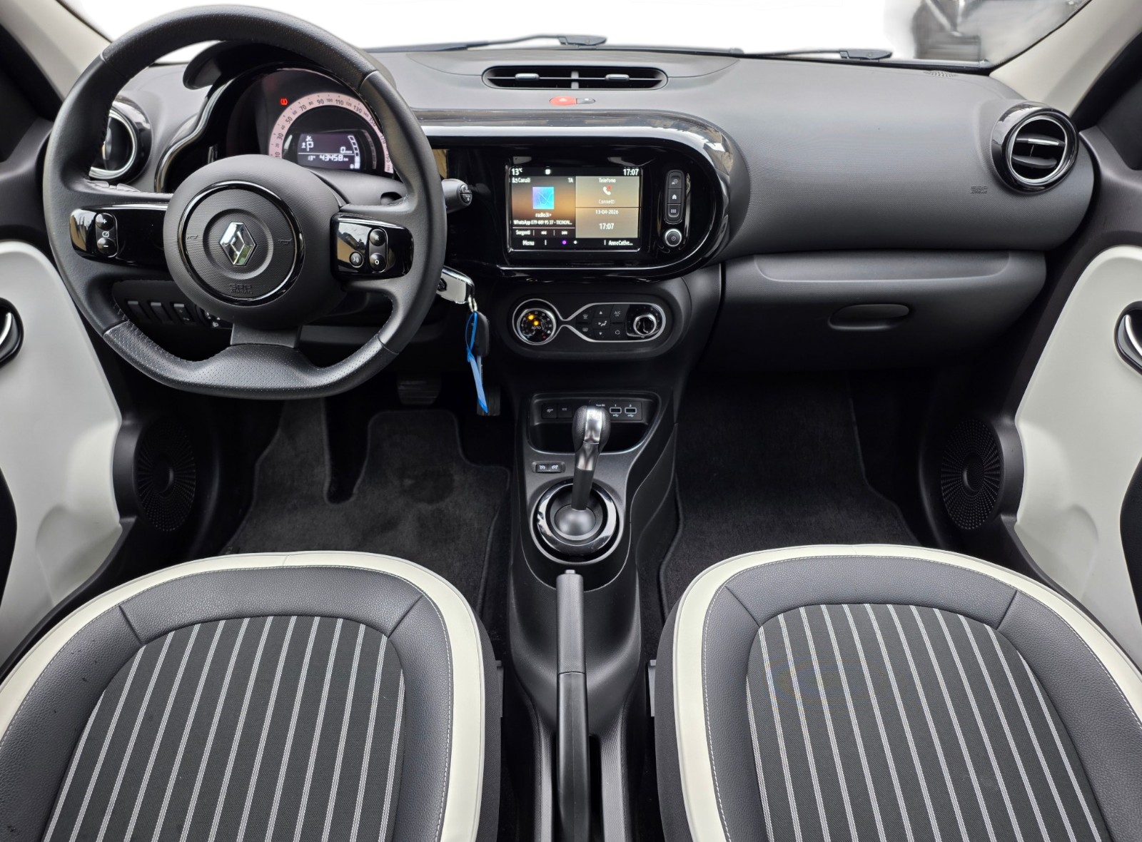 RENAULT Twingo TCe 95 Intens EDC-image-8