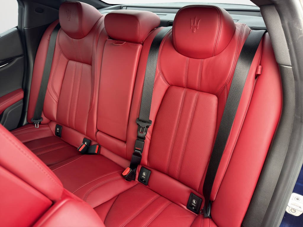 MASERATI GHIBLI S Q4 3.0 V6-image-13