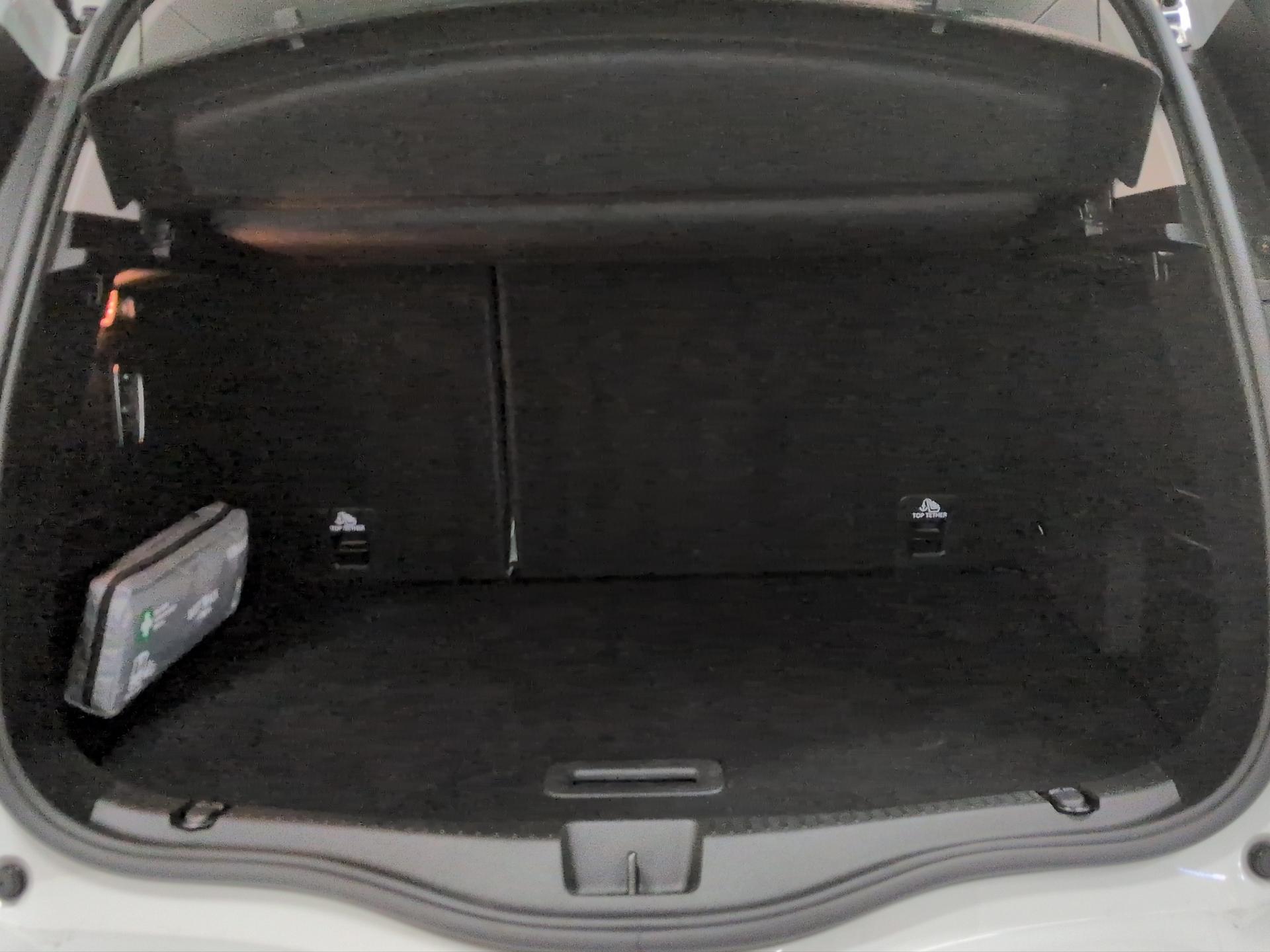 RENAULT Scénic 1.3 16V Turbo Intens-image-15
