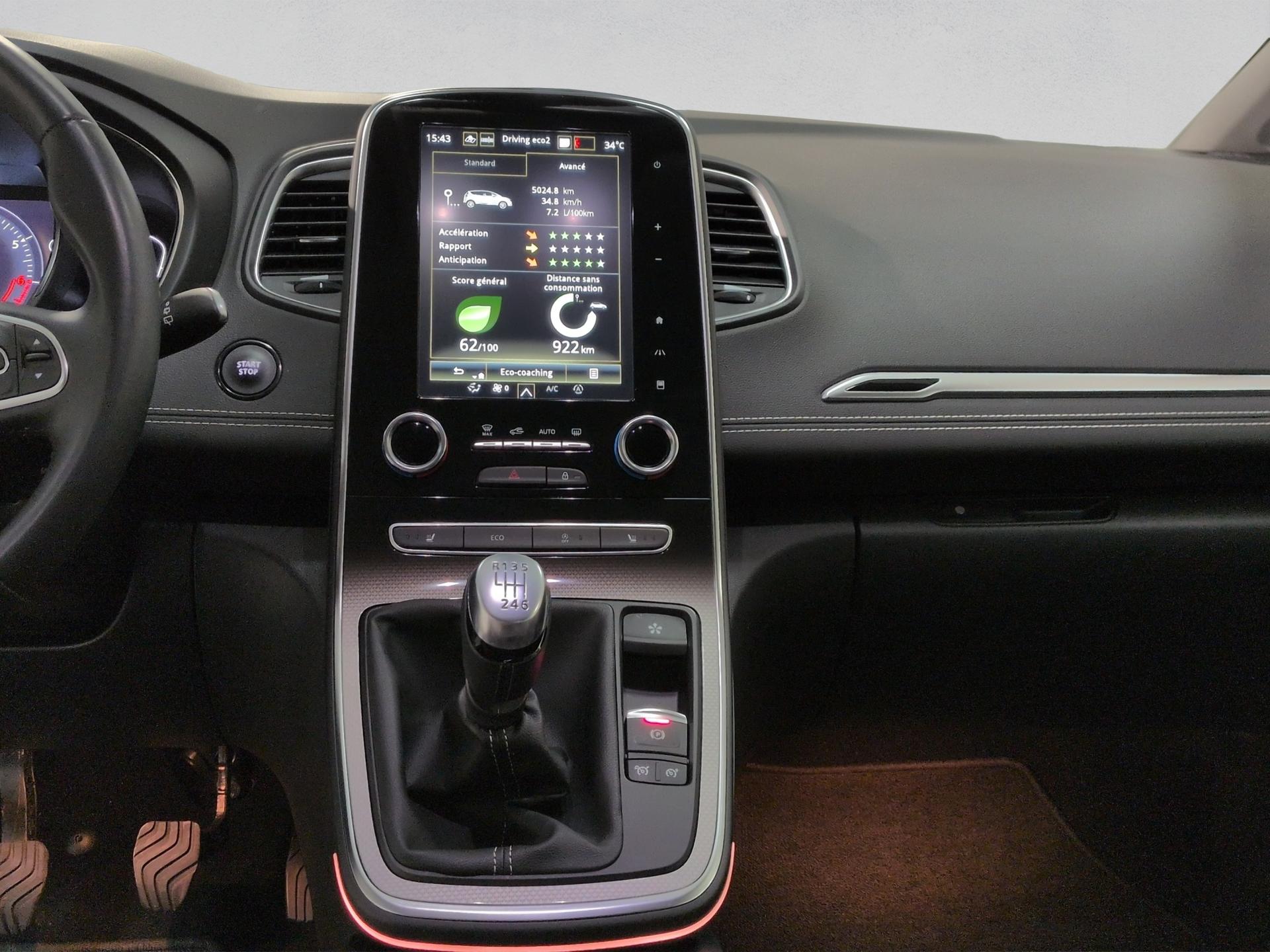 RENAULT Scénic 1.3 16V Turbo Intens-image-11