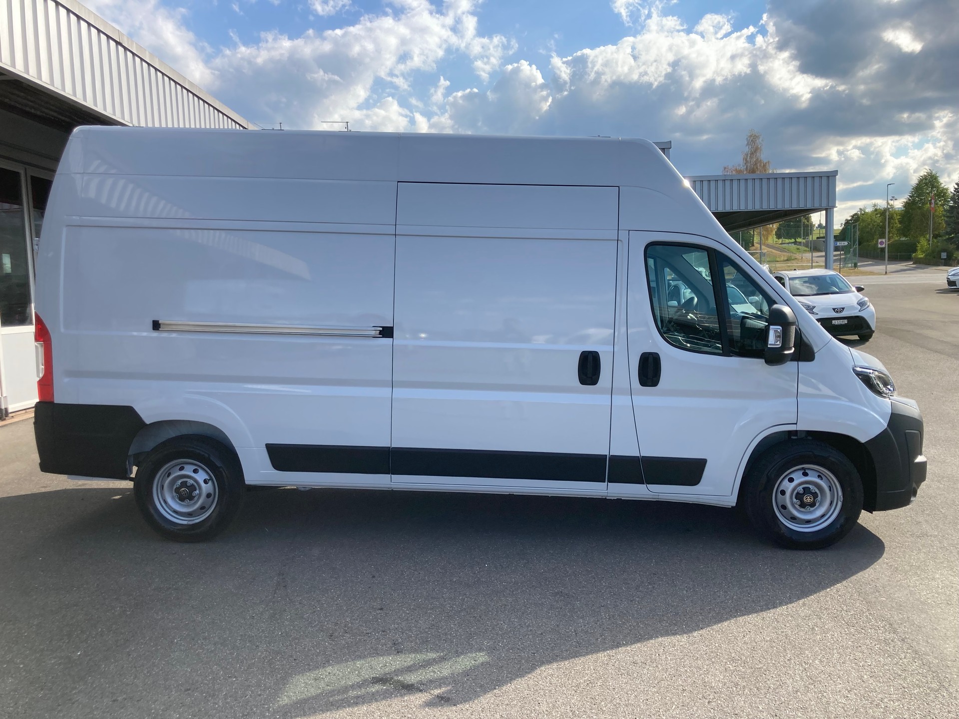 TOYOTA Proace MAX 2.2D Panel Van HD Active 3,5t L3H3-image-3