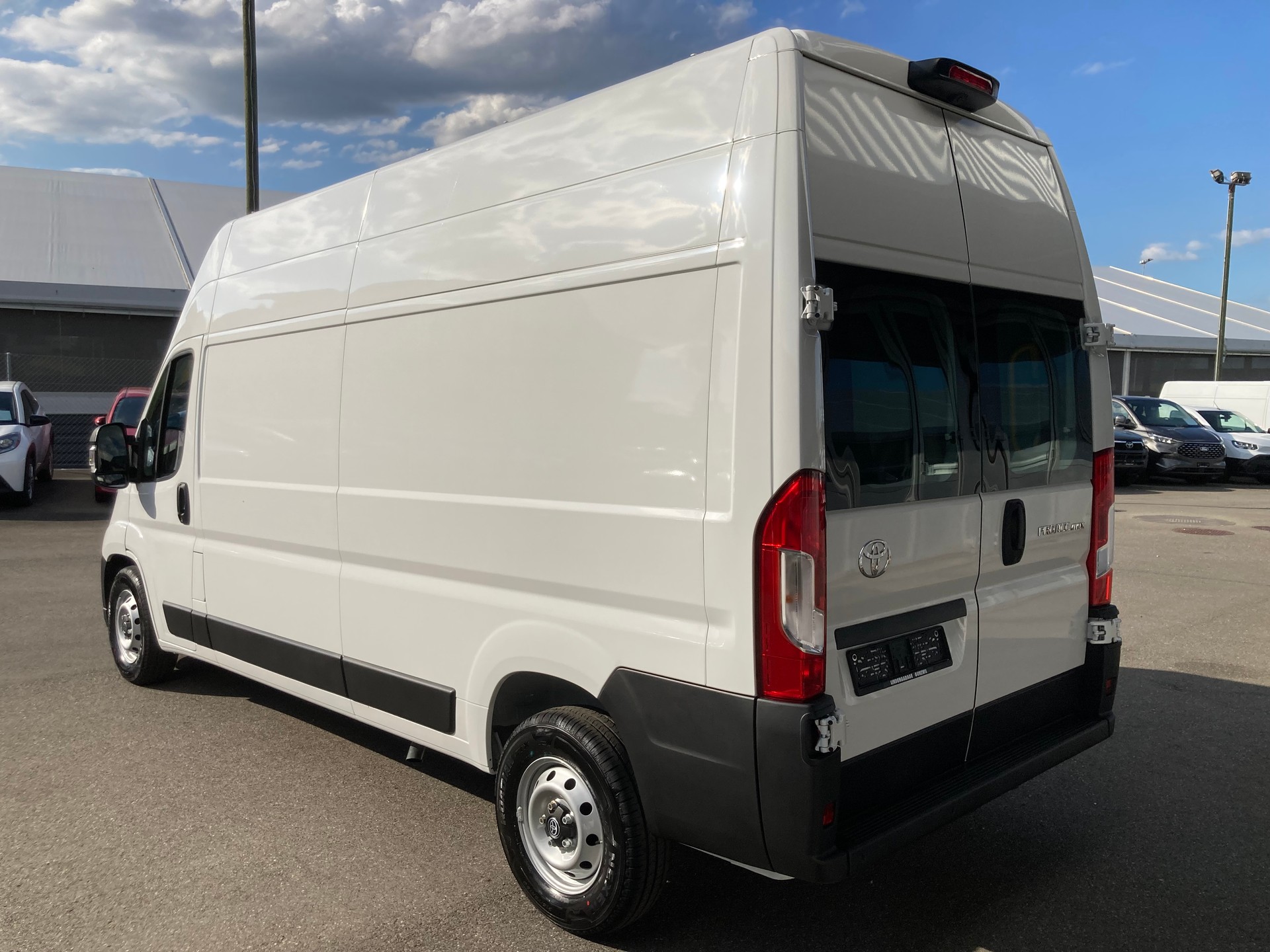 TOYOTA Proace MAX 2.2D Panel Van HD Active 3,5t L3H3-image-6