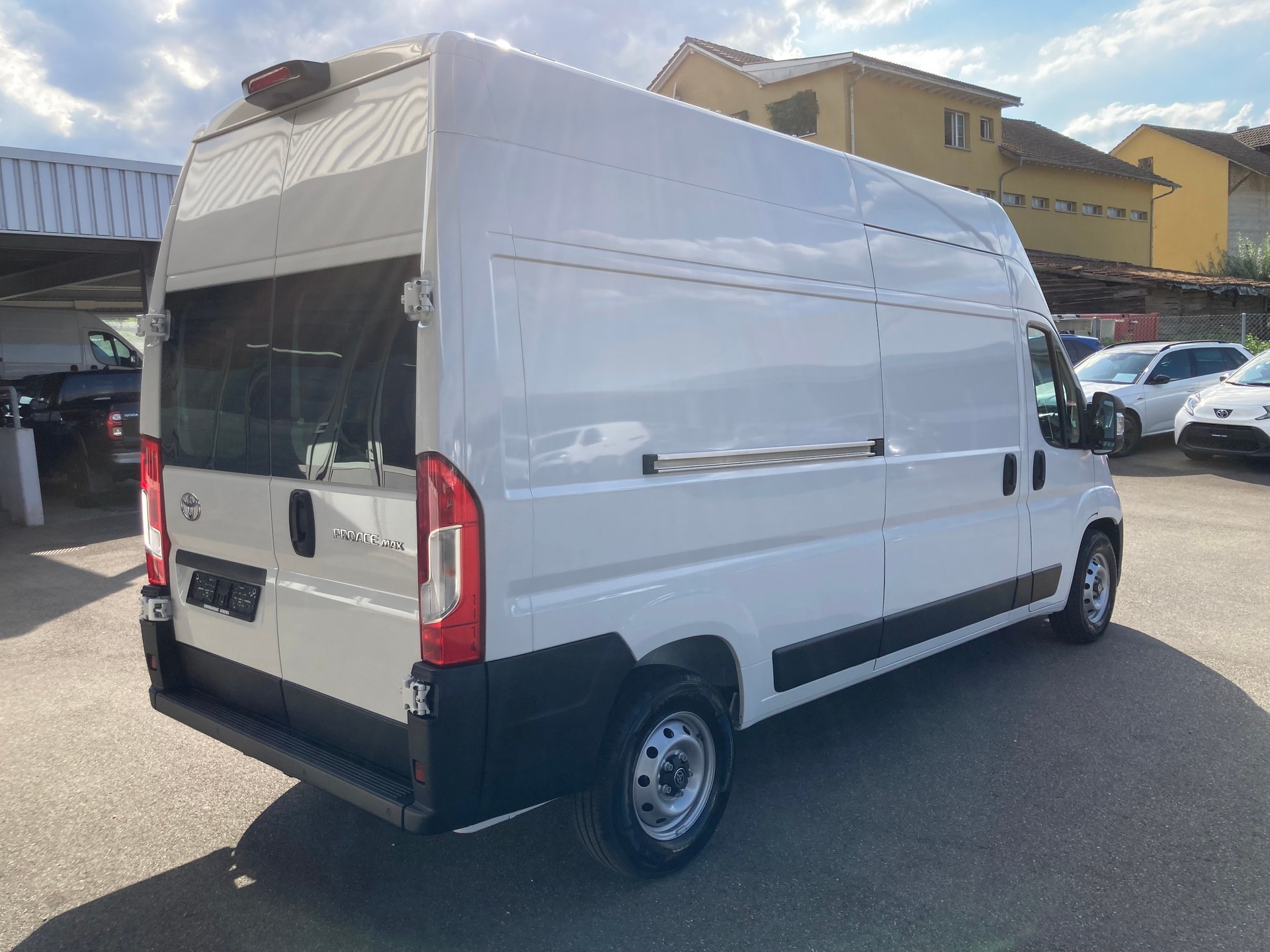 TOYOTA Proace MAX 2.2D Panel Van HD Active 3,5t L3H3-image-4
