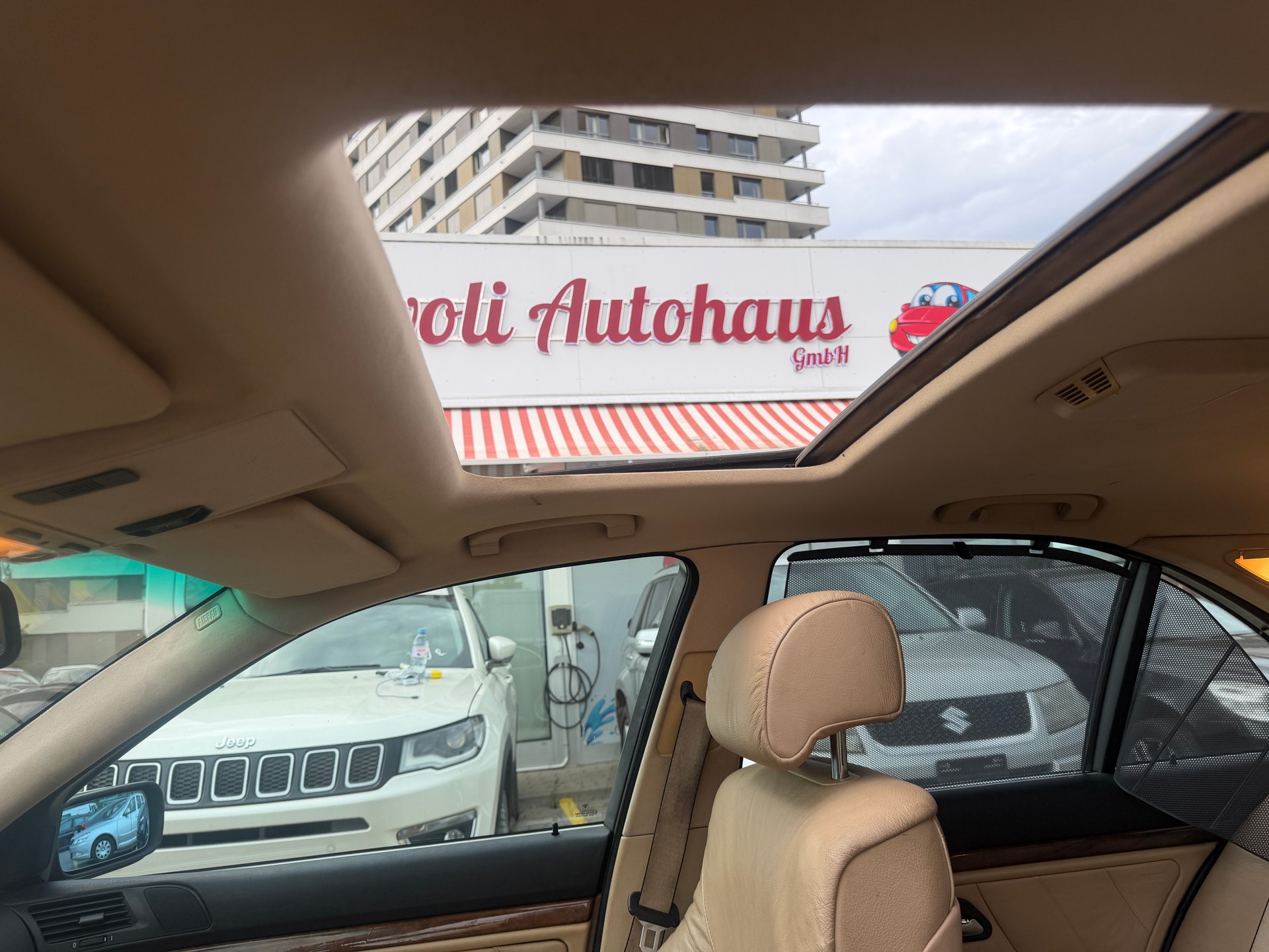 BMW 540i-image-16