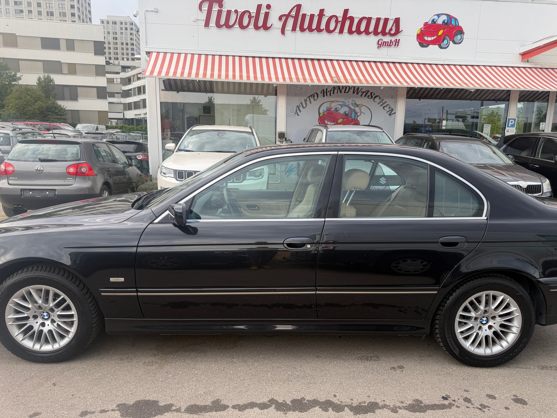 BMW 540i-image-4