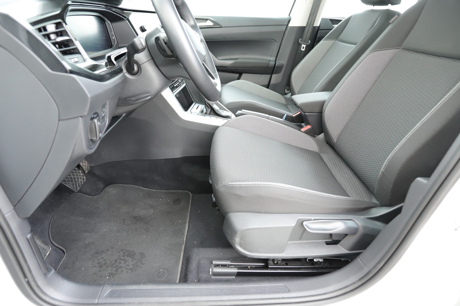 VW Polo 1.0 TSI Life DSG-image-8