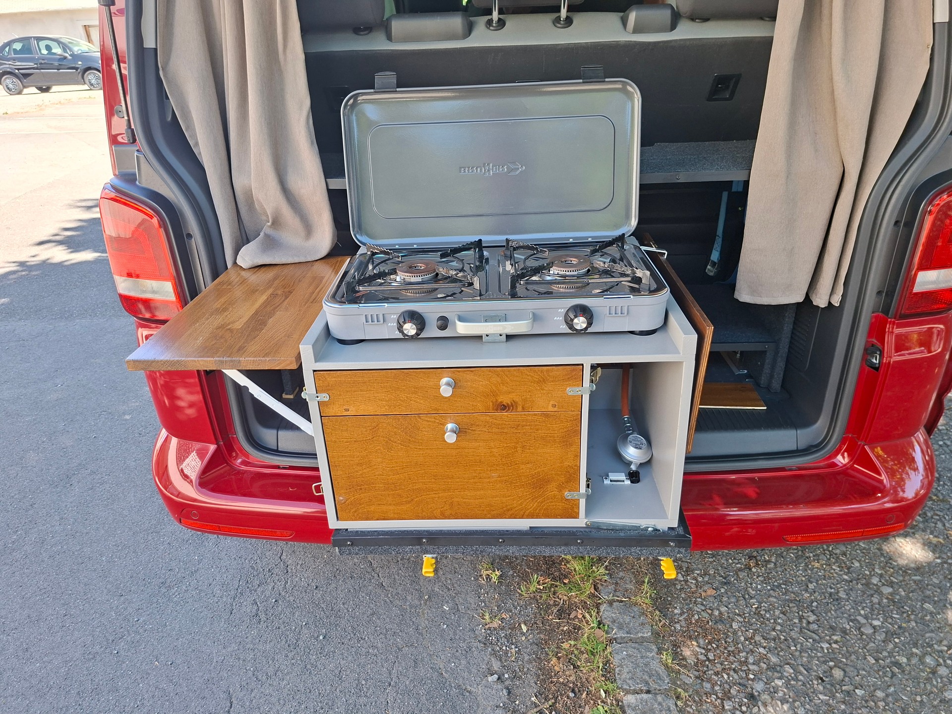 VW VW T5.1 2.0 TDI 140PS DSG AUT. MAREMONTI FAMILYCAMPER 5-7SITZE-image-12